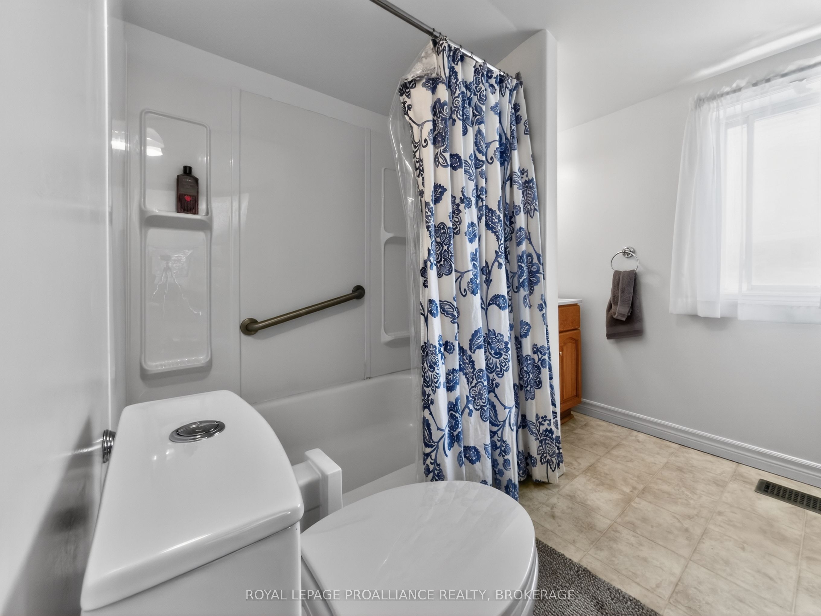 4670 Clearwater Road Property Photo 16