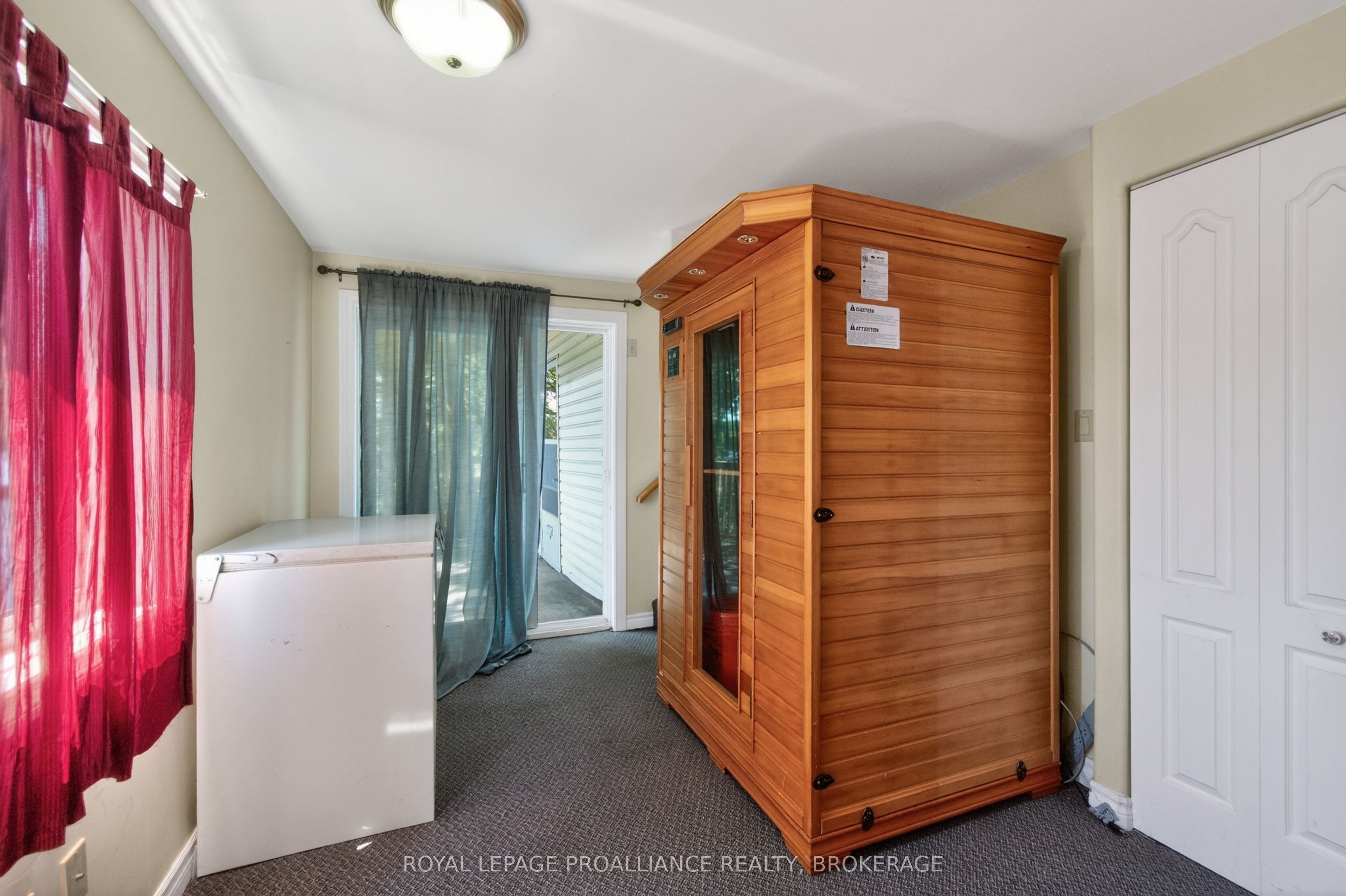 4670 Clearwater Road Property Photo 19