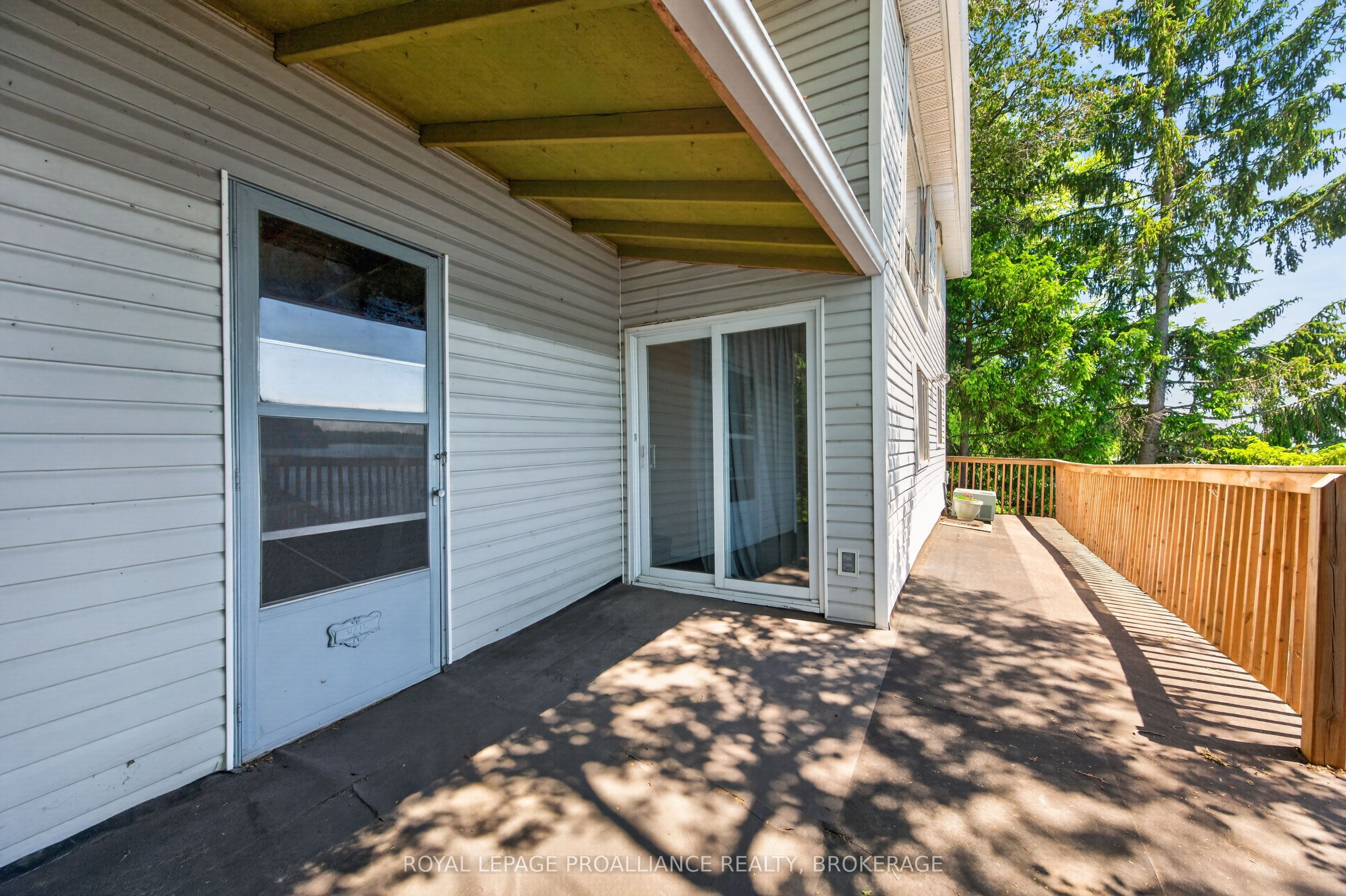 4670 Clearwater Road Property Photo 21