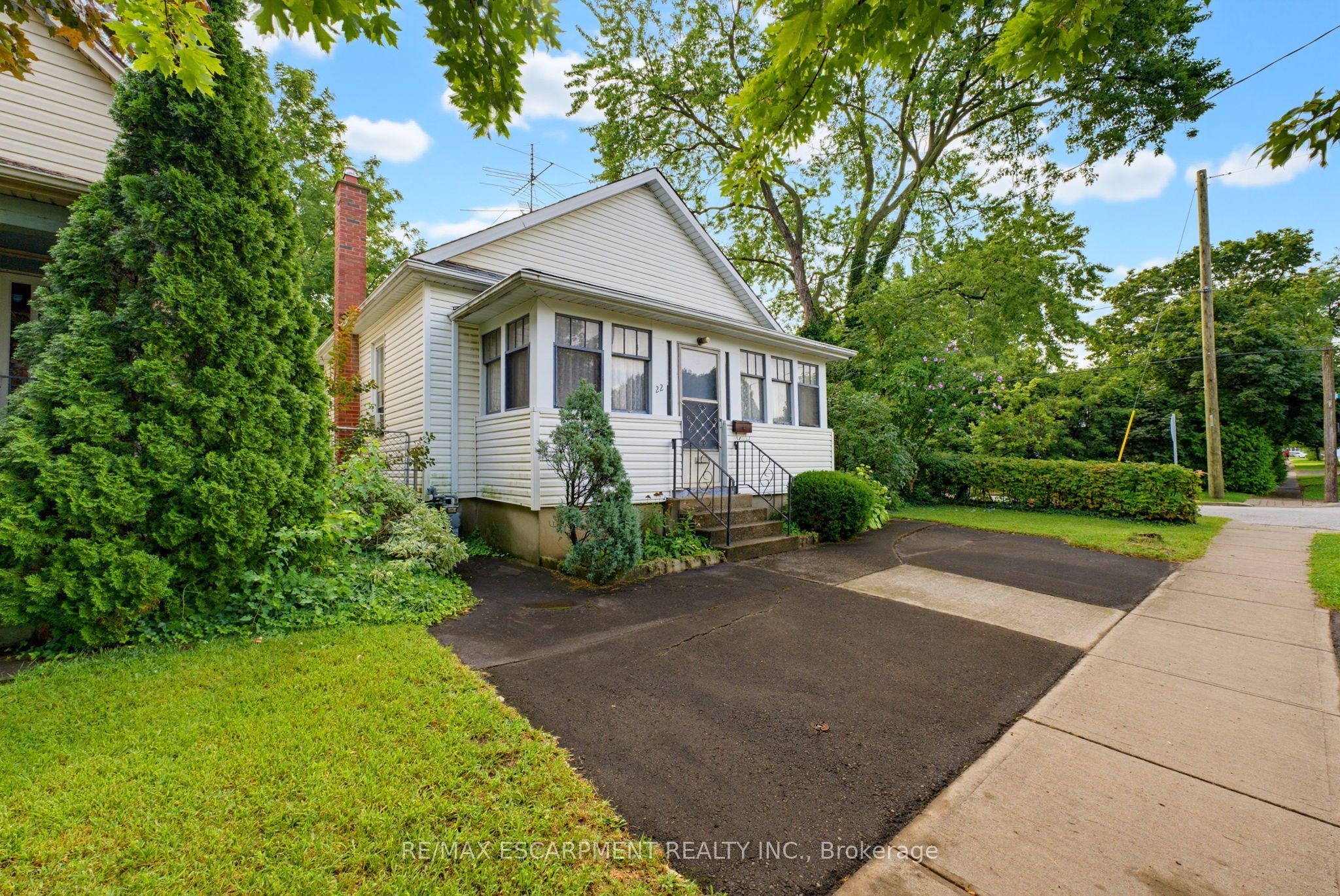 22 Mildred Avenue Property Photo 3