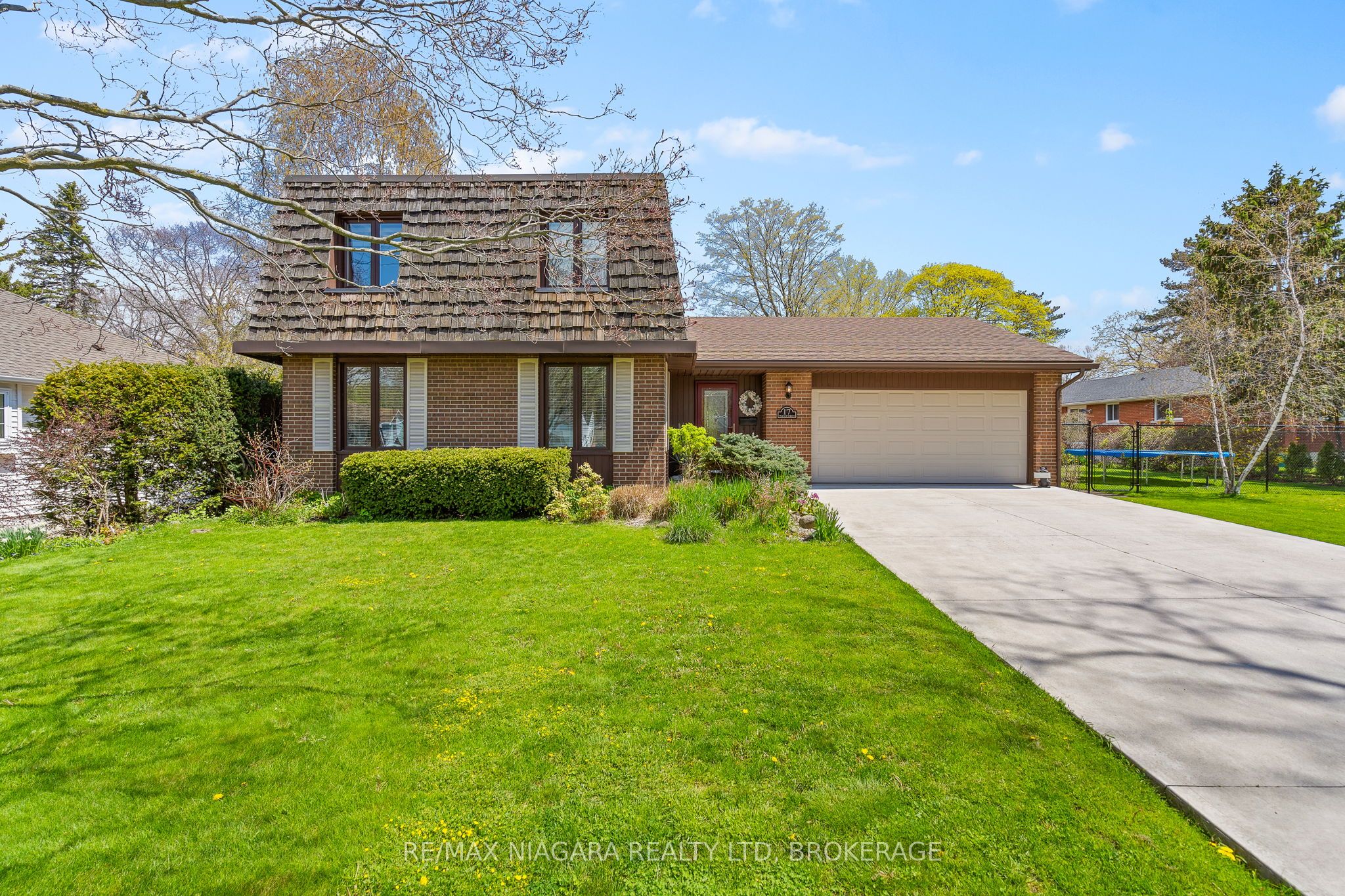 17 Walnut Street Property Photo 3