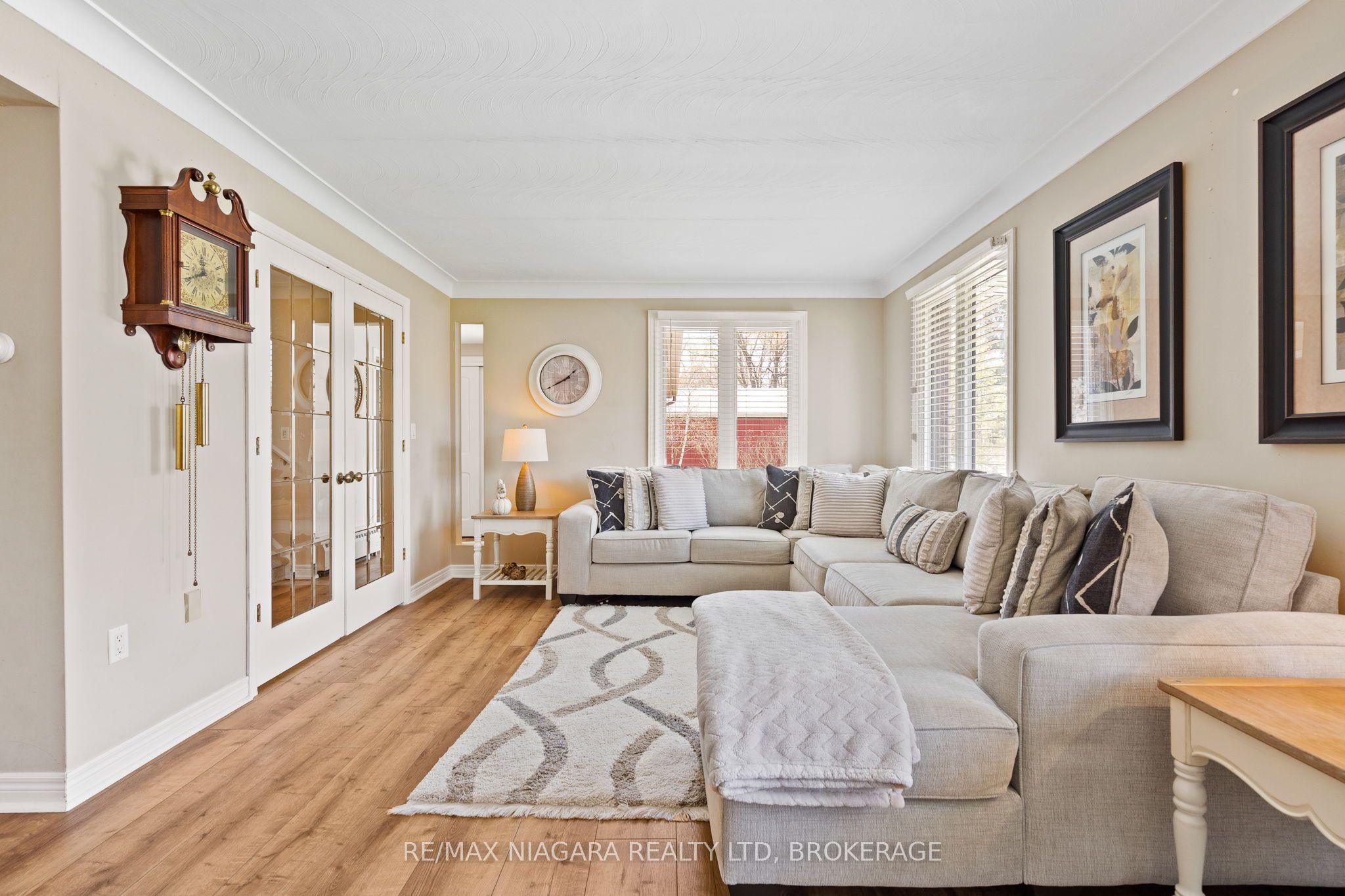 17 Walnut Street Property Photo 9
