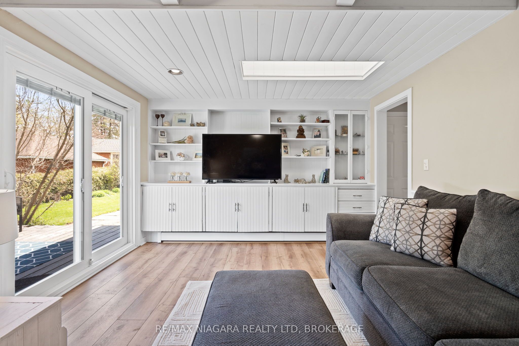 17 Walnut Street Property Photo 14