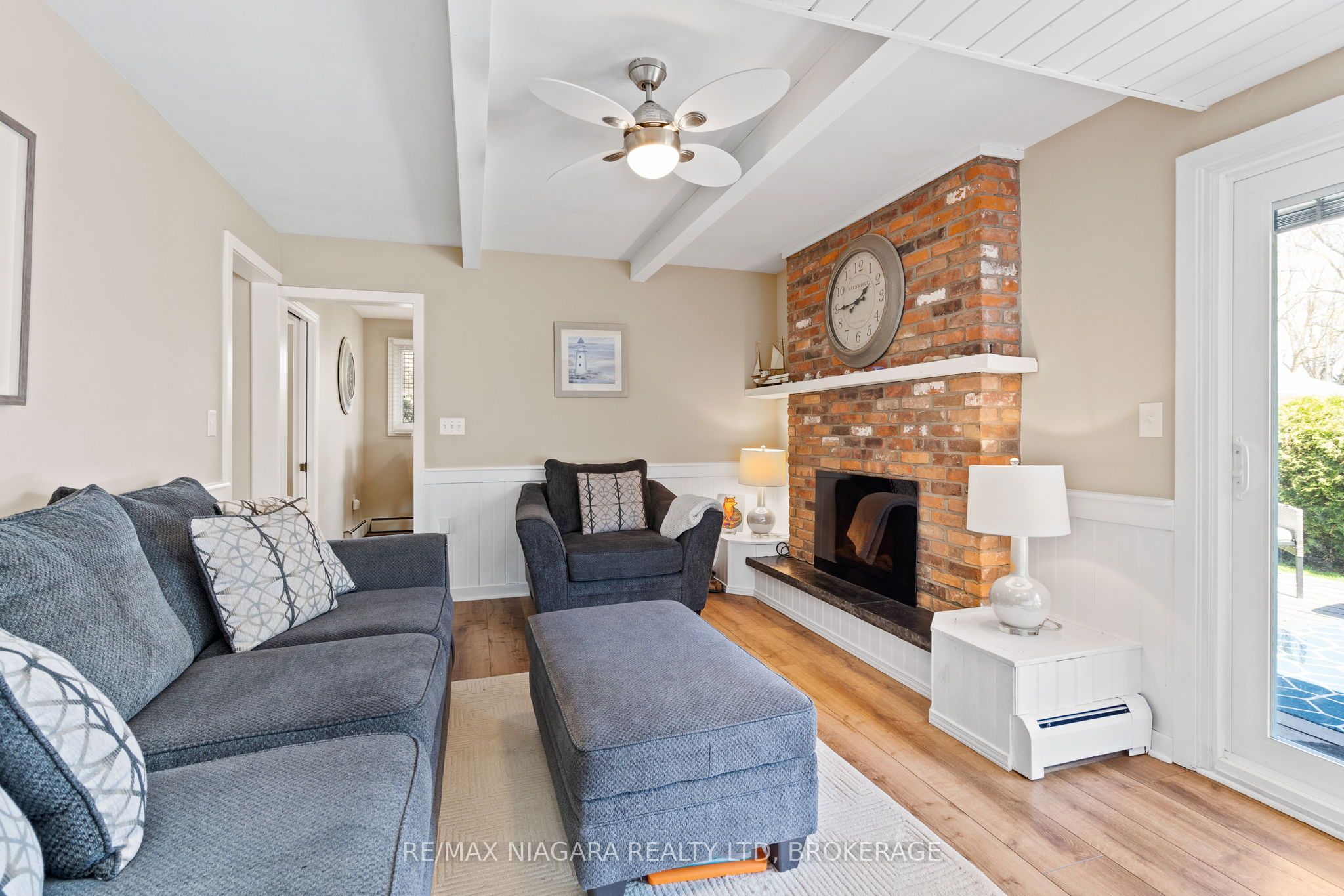 17 Walnut Street Property Photo 15