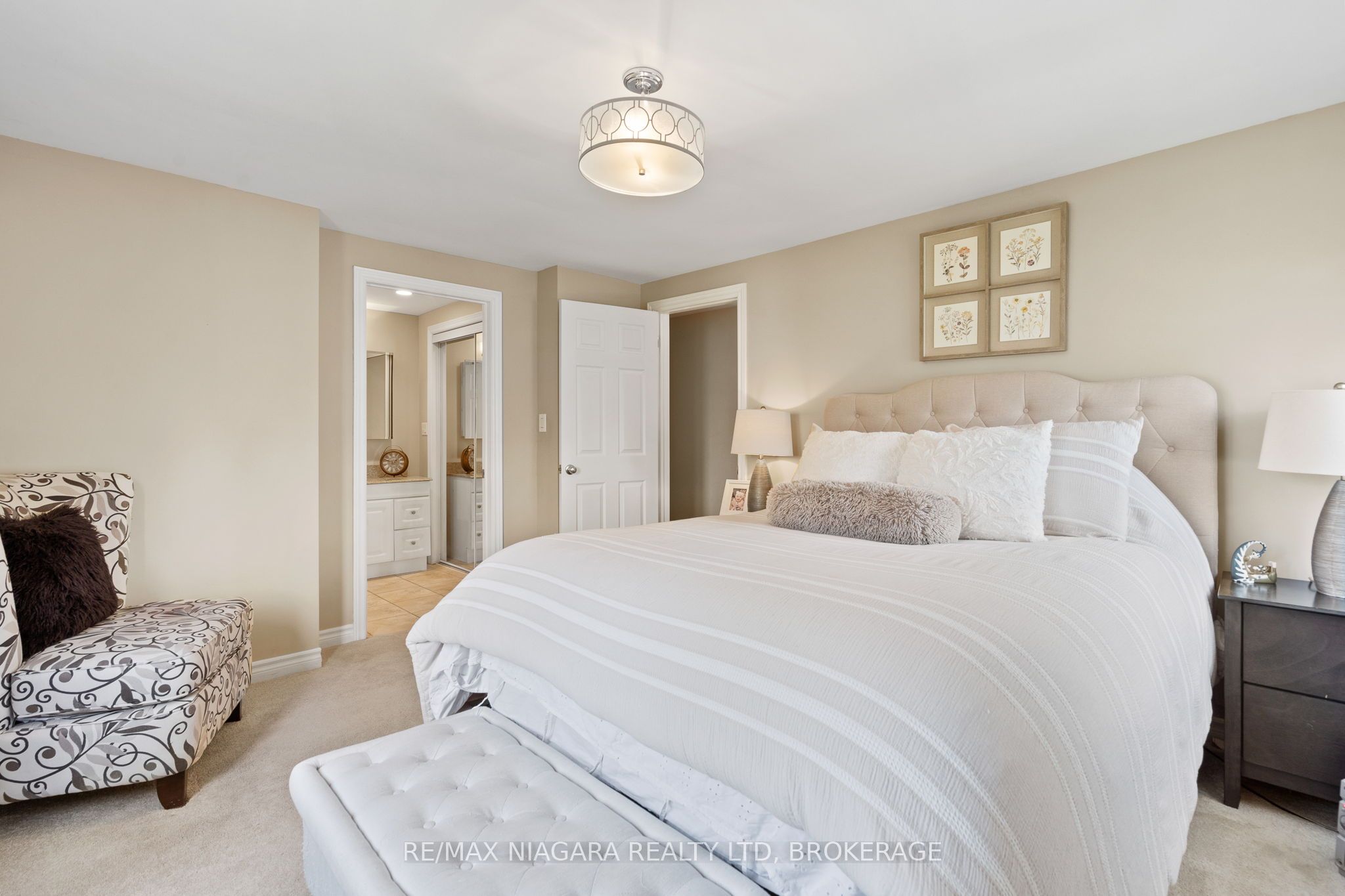 17 Walnut Street Property Photo 19