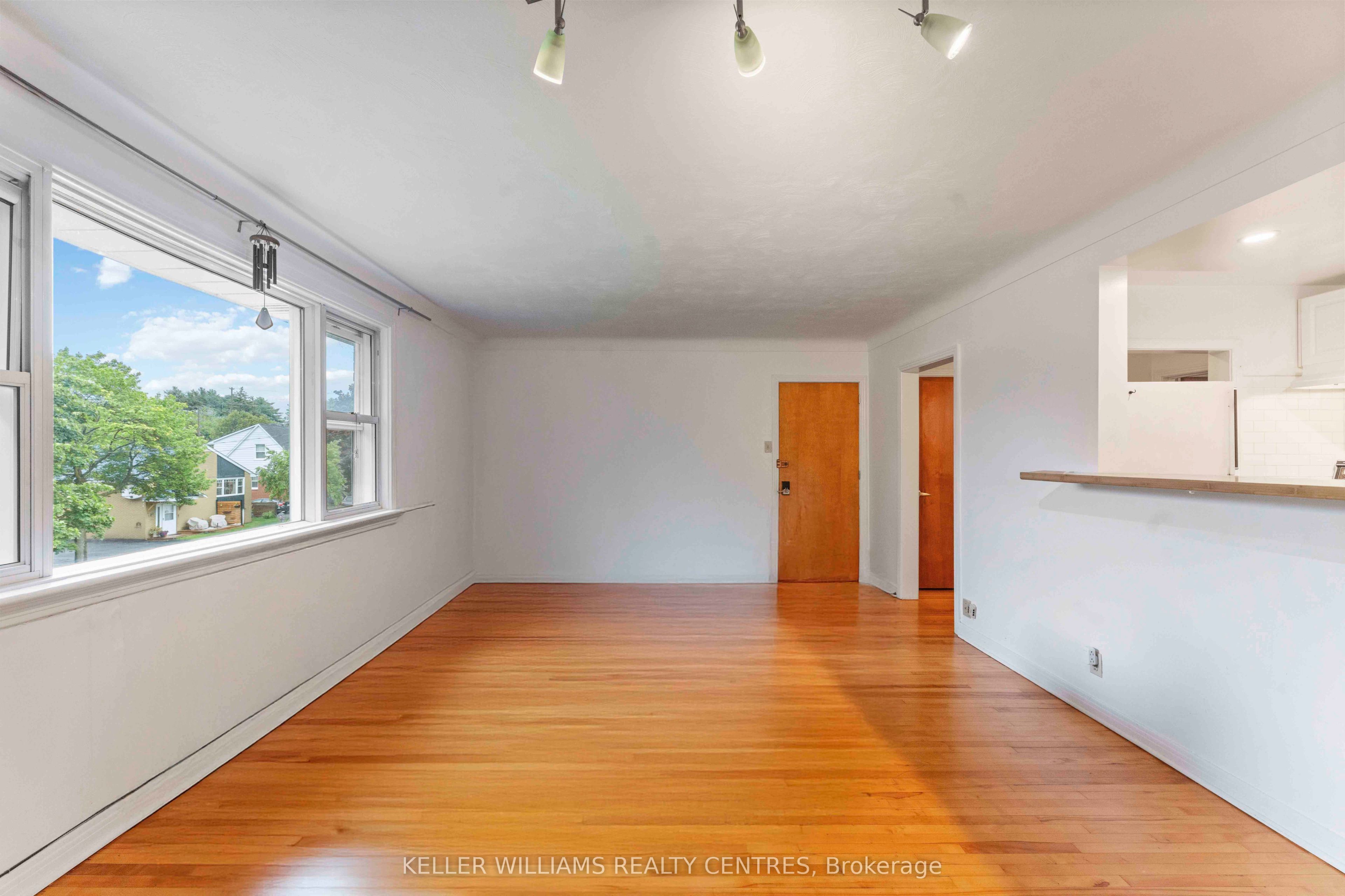 964 Bakervale Drive 1 Property Photo 4