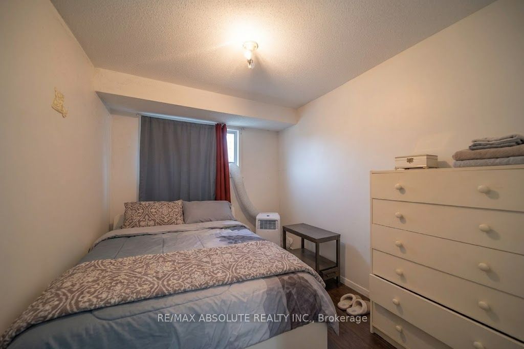 16 A Knollsbrook Drive Property Photo 10