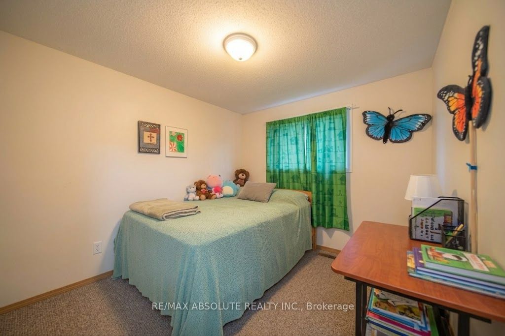 16 A Knollsbrook Drive Property Photo 11