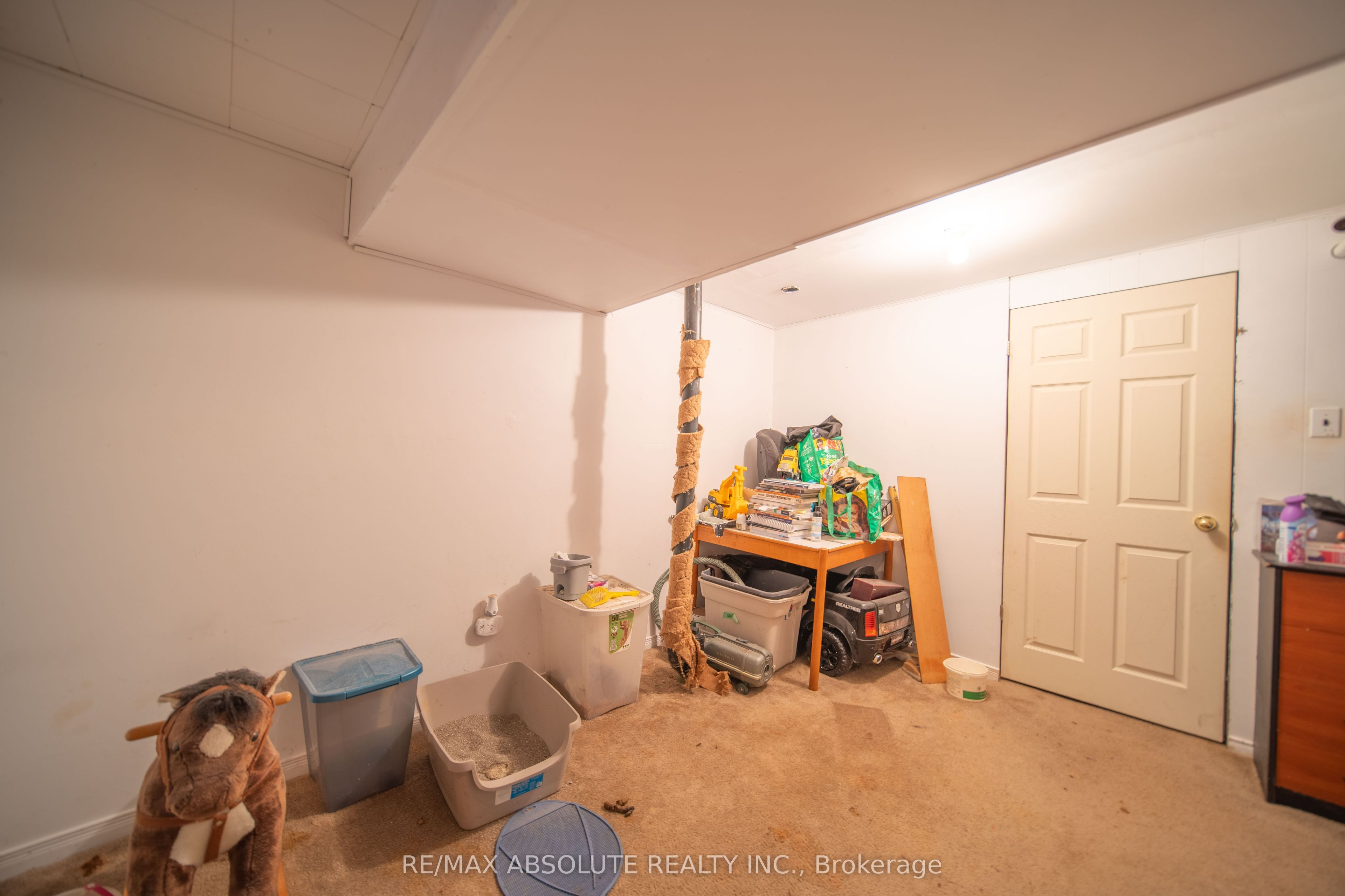 16 A Knollsbrook Drive Property Photo 13