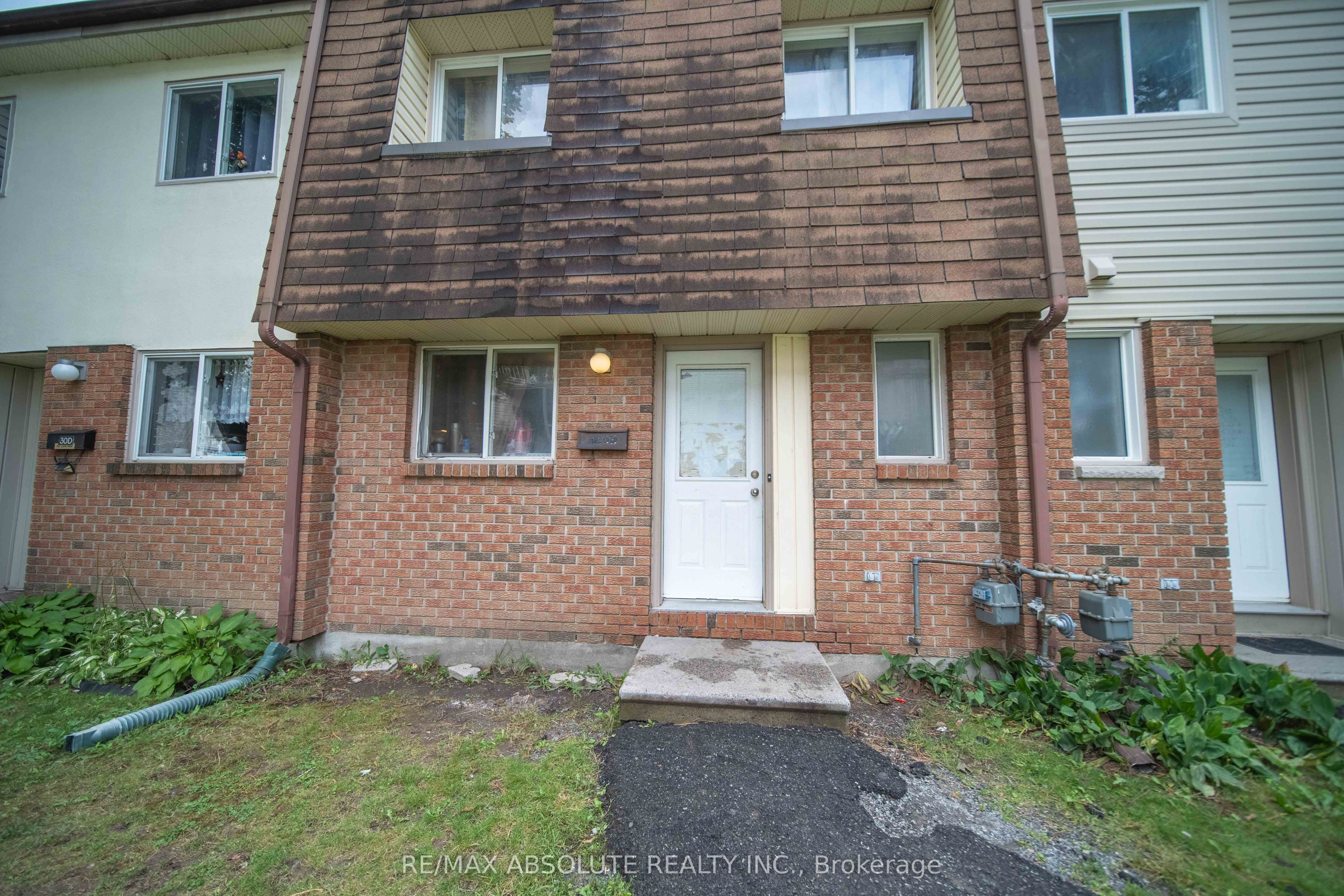 30 E Sonnet Crescent Property Photo 1