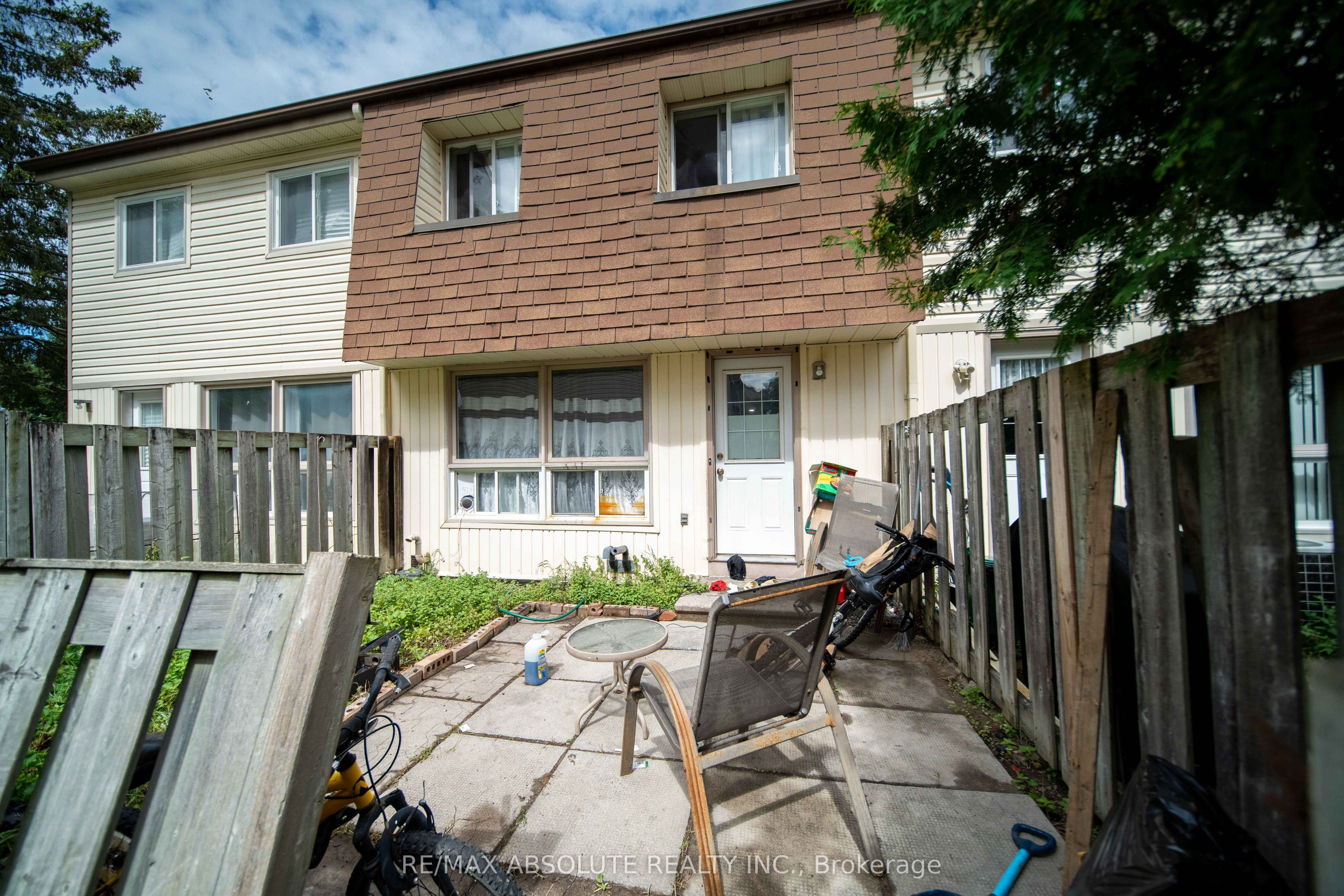 30 E Sonnet Crescent Property Photo 18