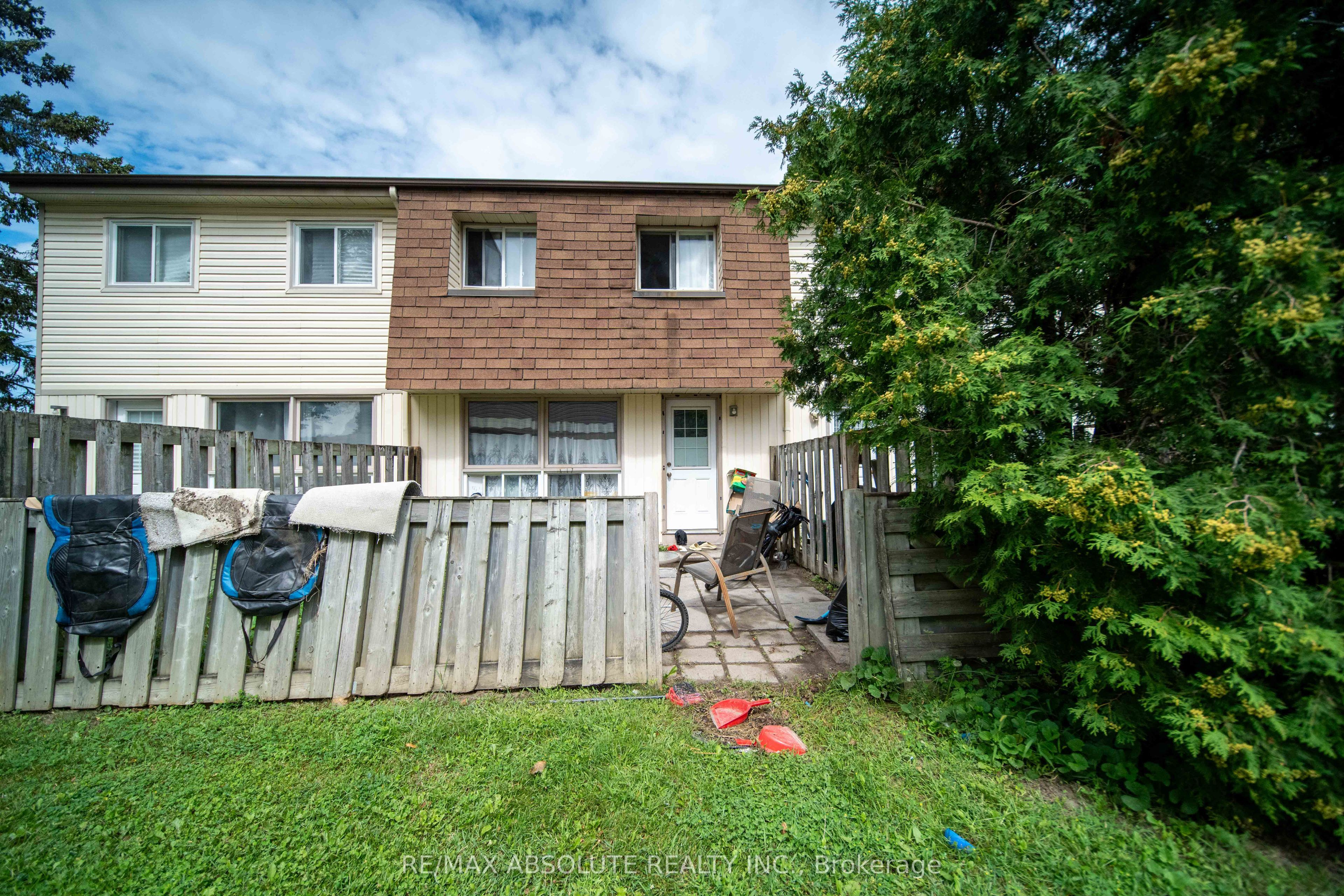 30 E Sonnet Crescent Property Photo 19