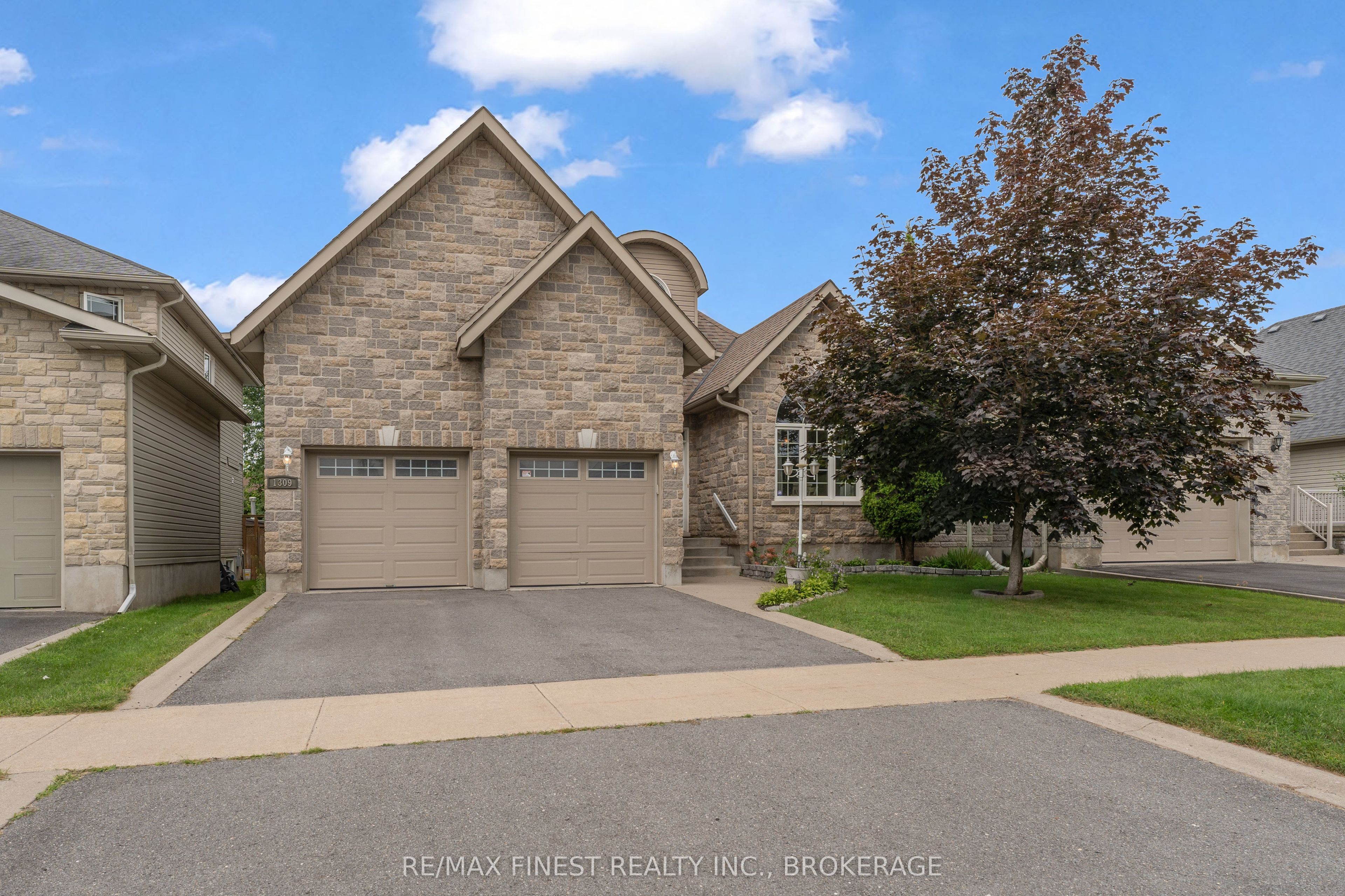 1309 Andersen Drive Property Photo 2