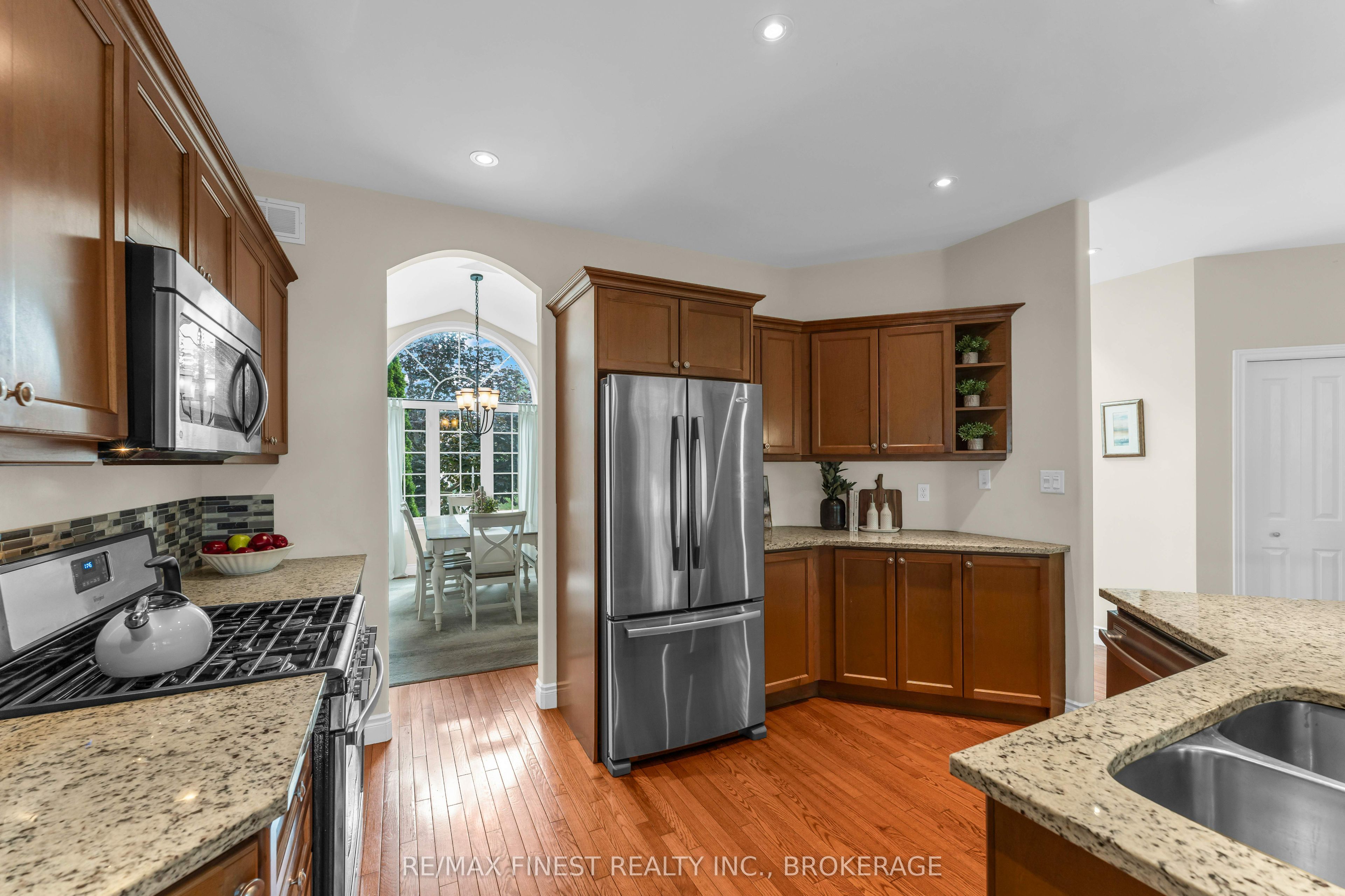 1309 Andersen Drive Property Photo 10