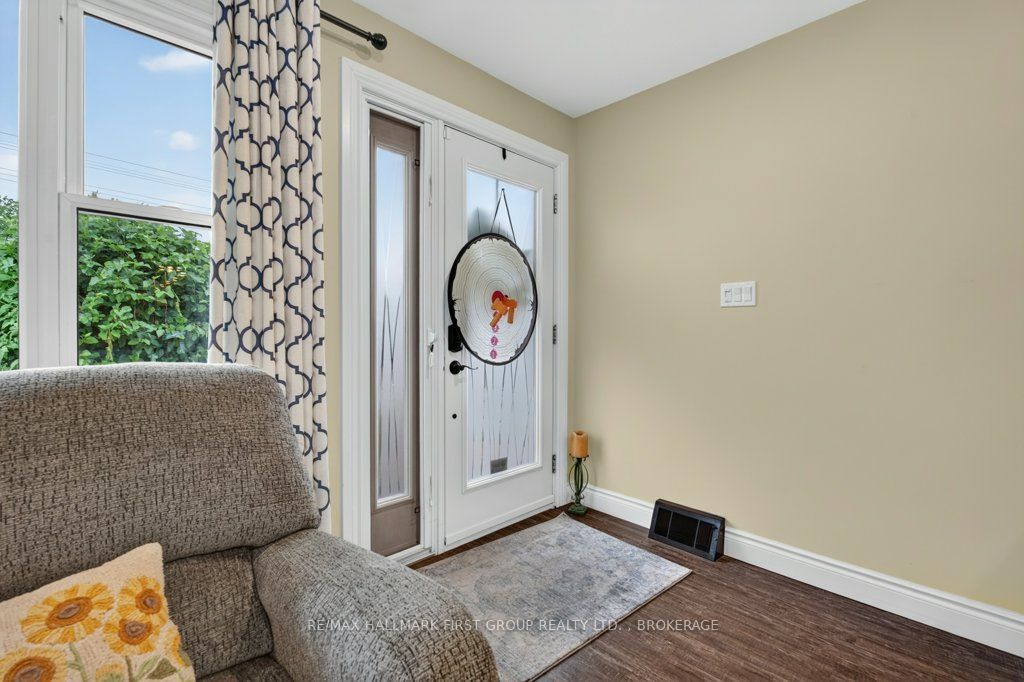 20 Drennan Street Property Photo 6