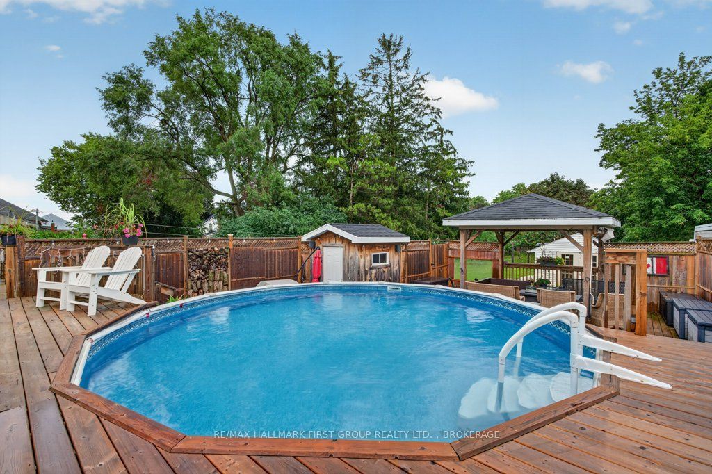 20 Drennan Street Property Photo 41