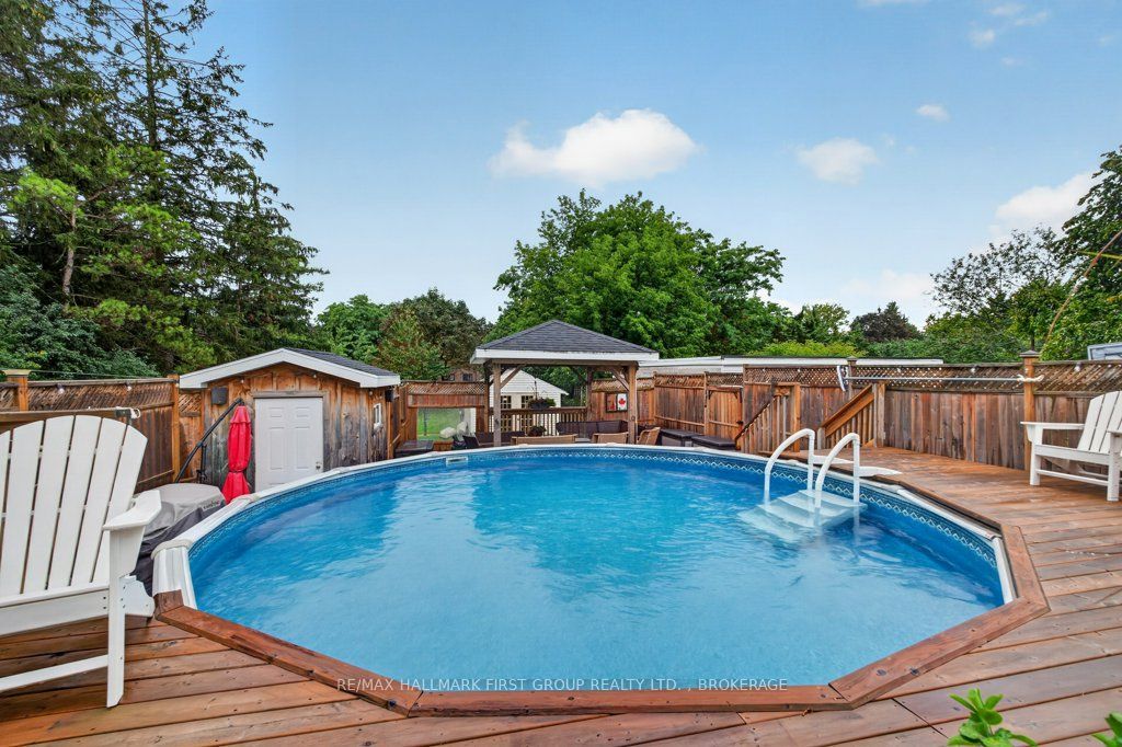 20 Drennan Street Property Photo 43