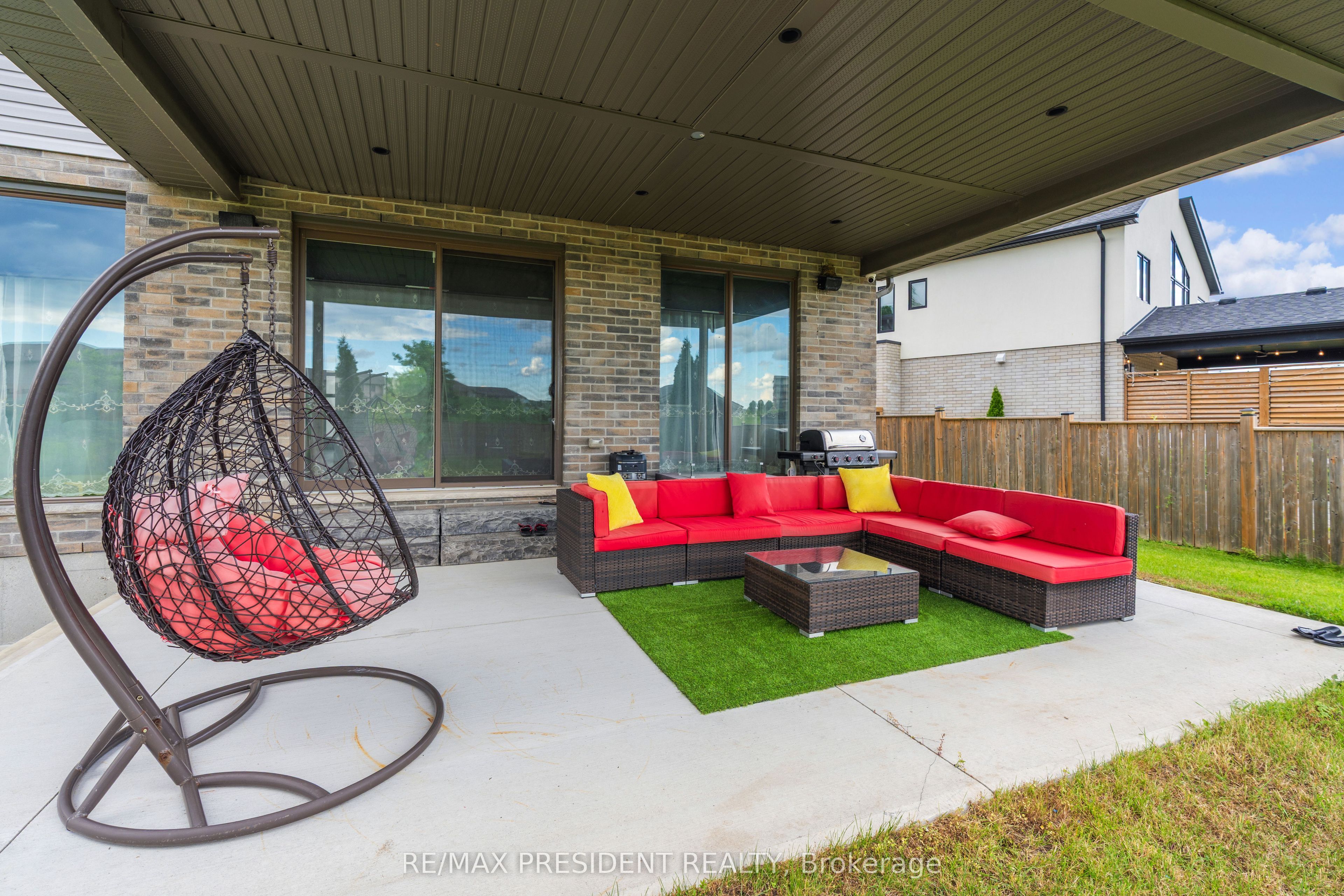 2217 Wateroak Drive Property Photo 45
