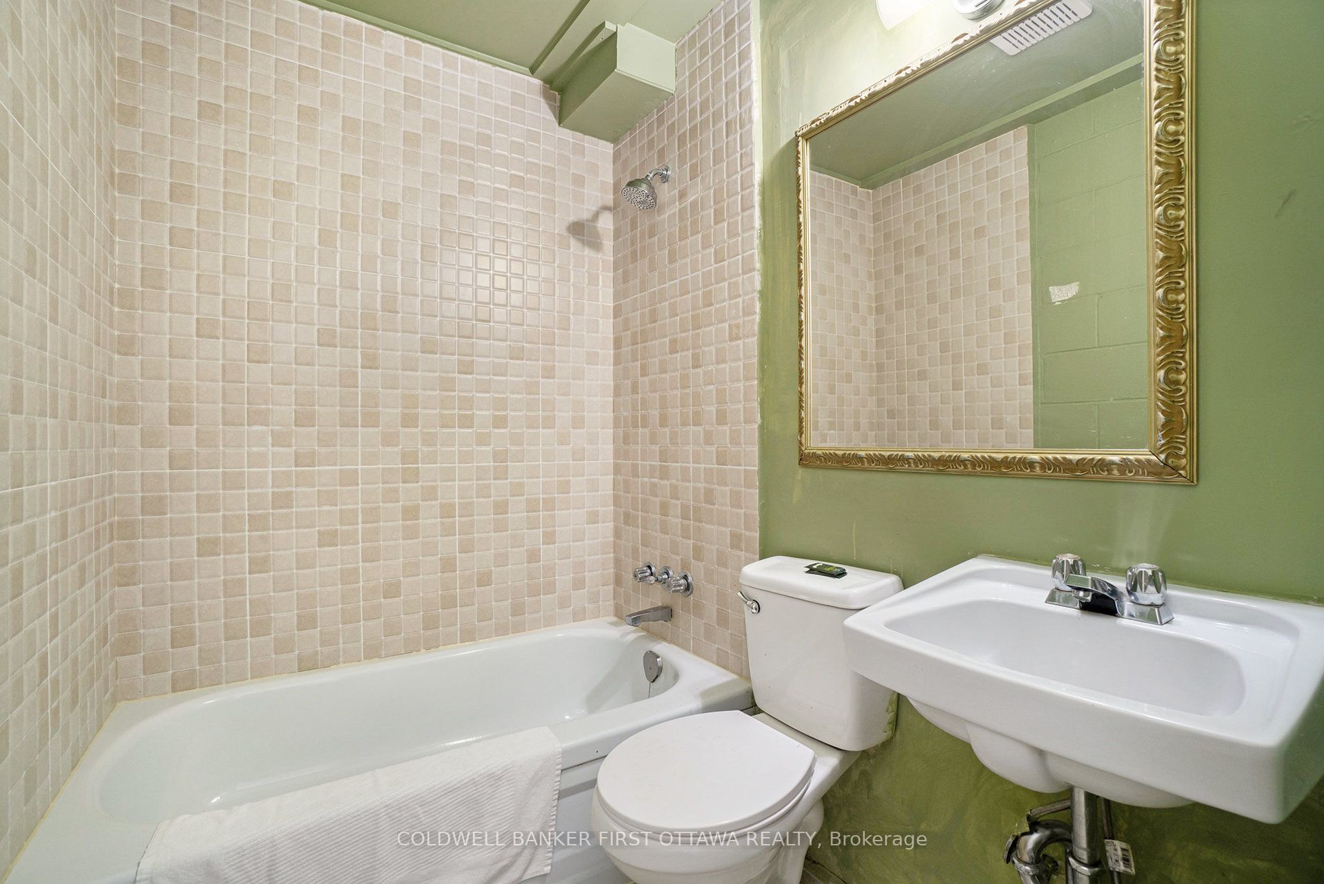 9628 Hwy 509 Property Photo 8