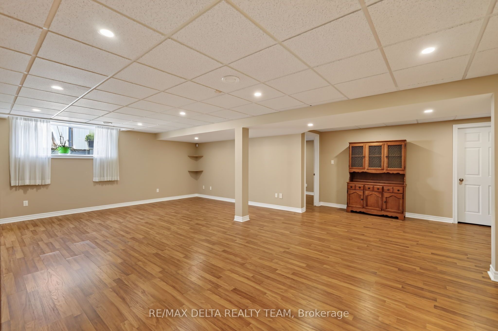 175 Felicity Crescent Property Photo 32