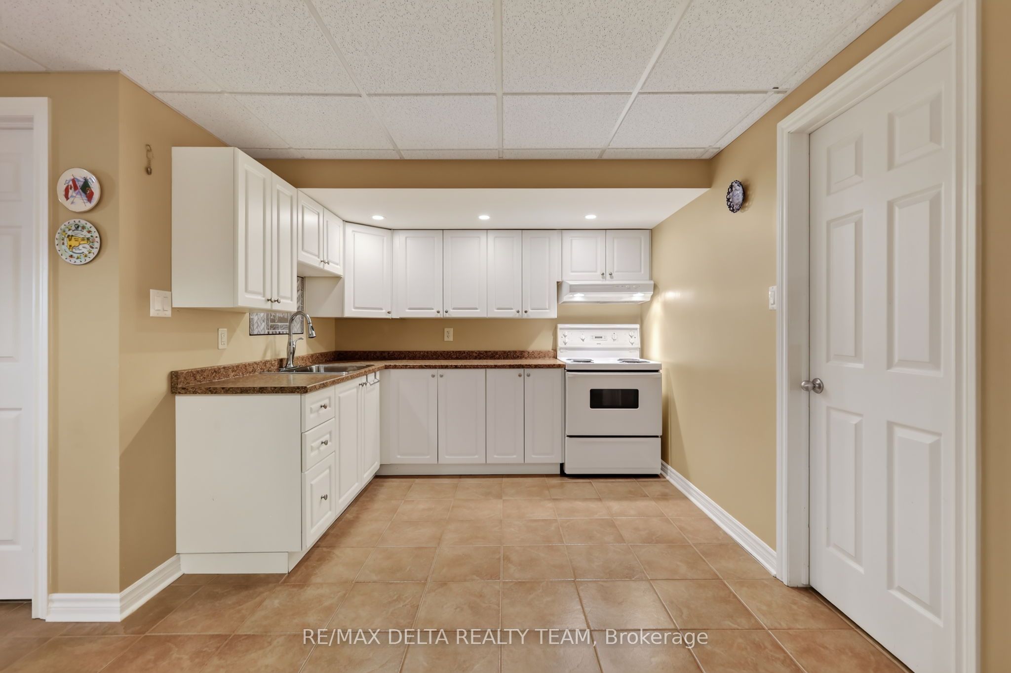 175 Felicity Crescent Property Photo 38