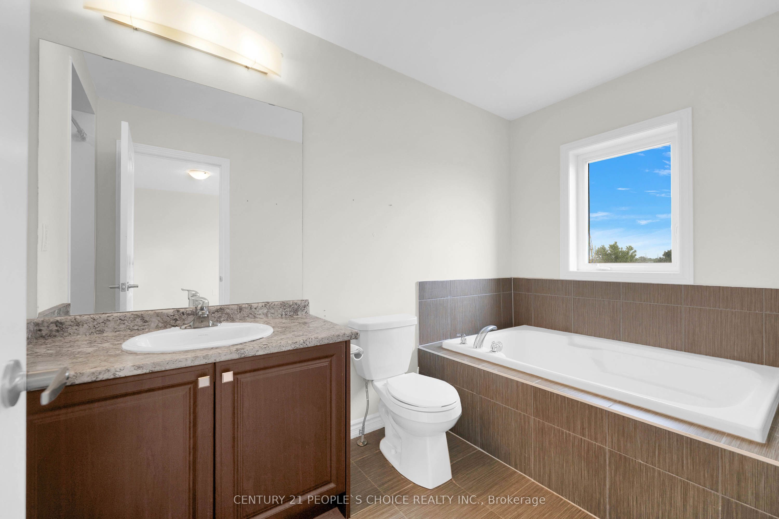 216 Explorer Way Property Photo 25