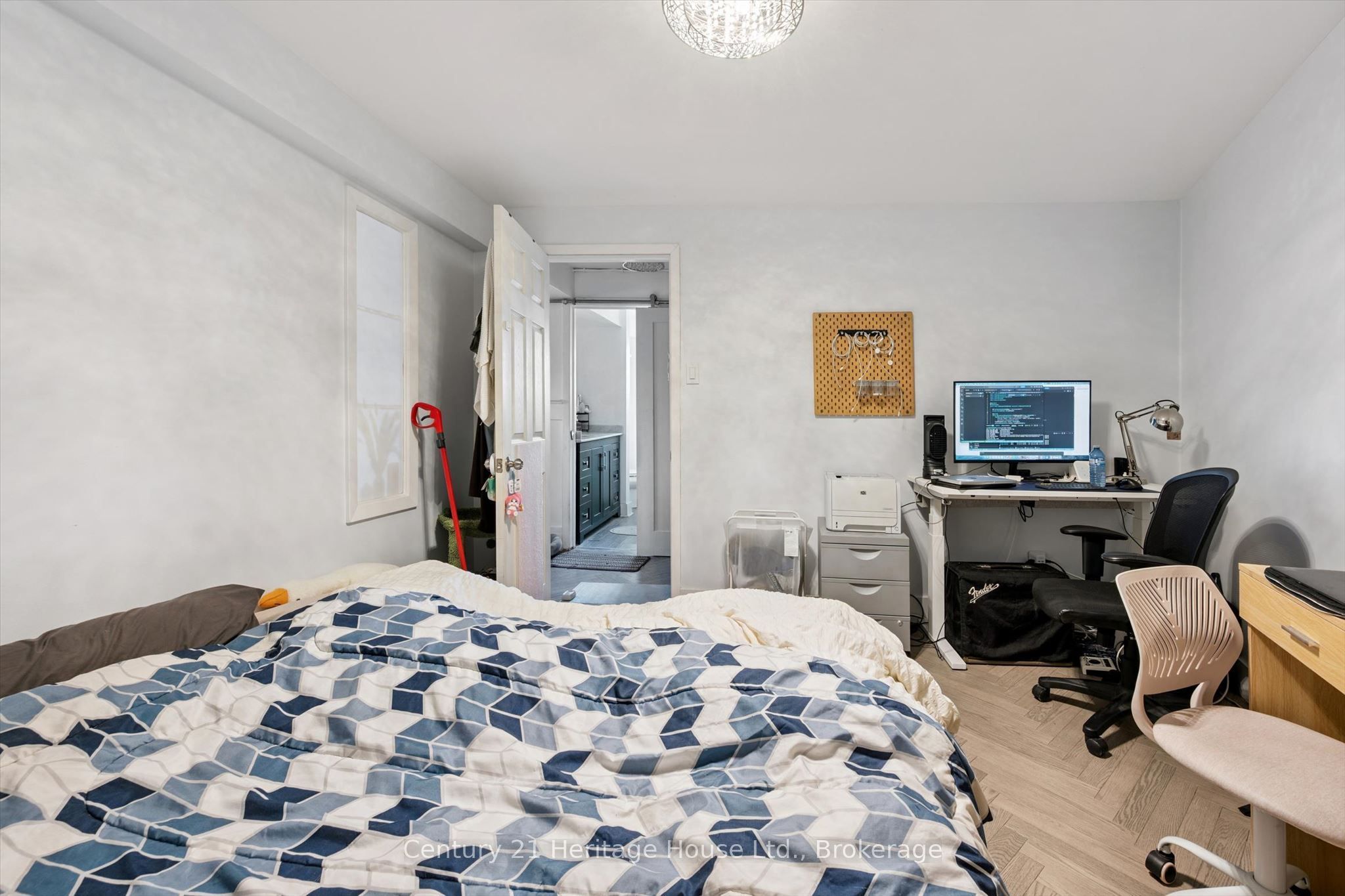 5 Church Street E Property Photo 35