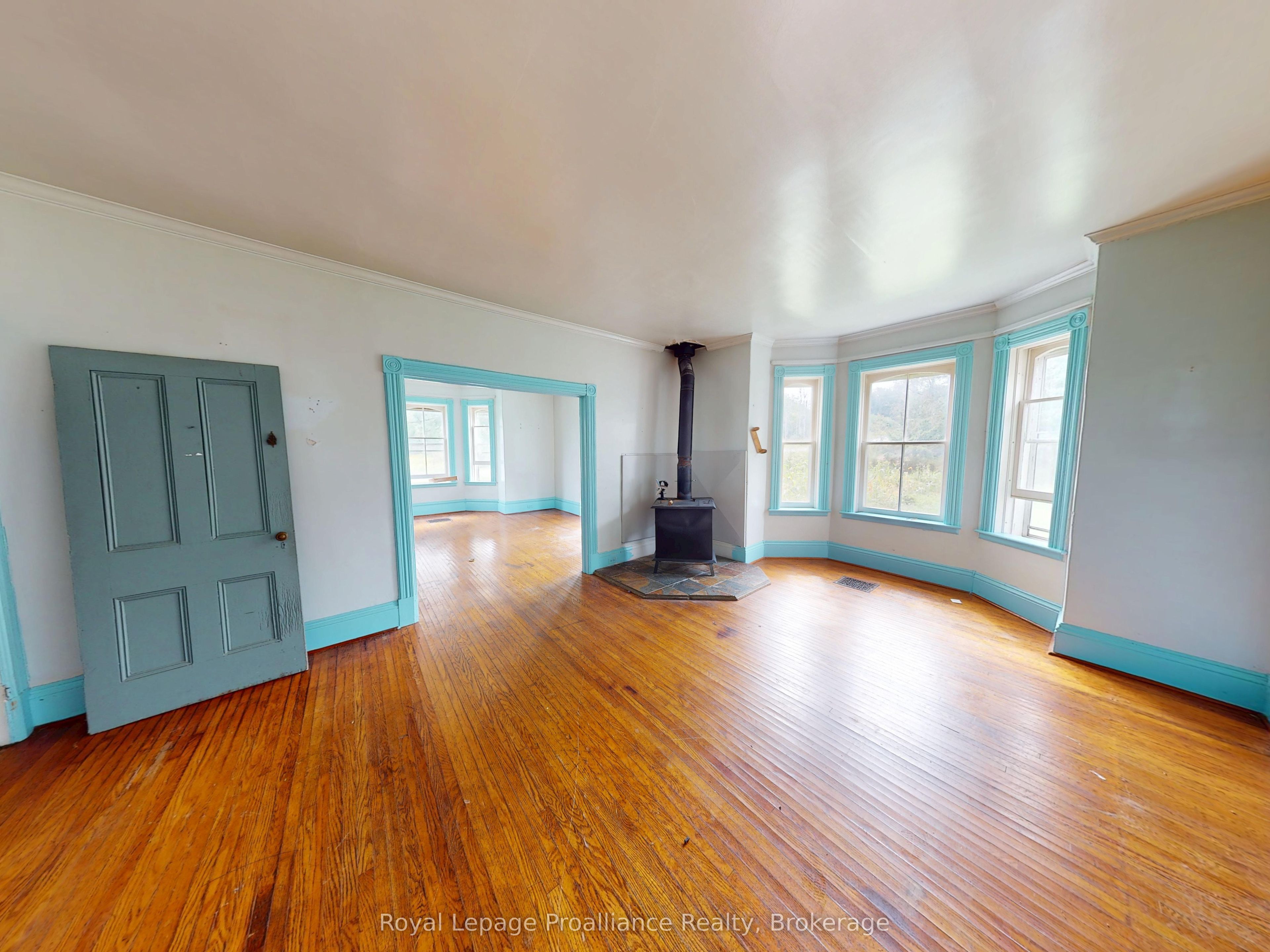 251 Goods Road Property Photo 6