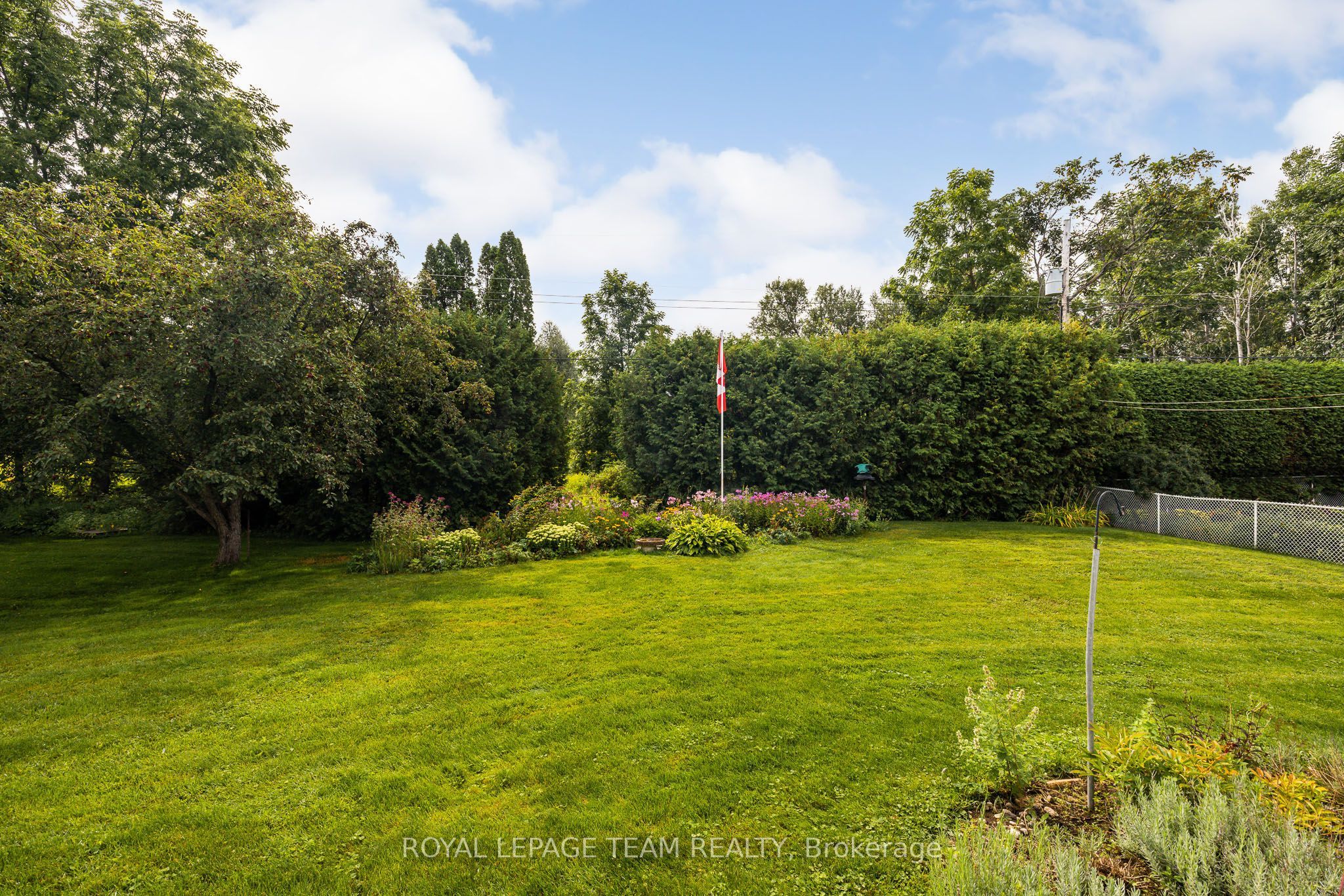 1016 Boucher Crescent Property Photo 32