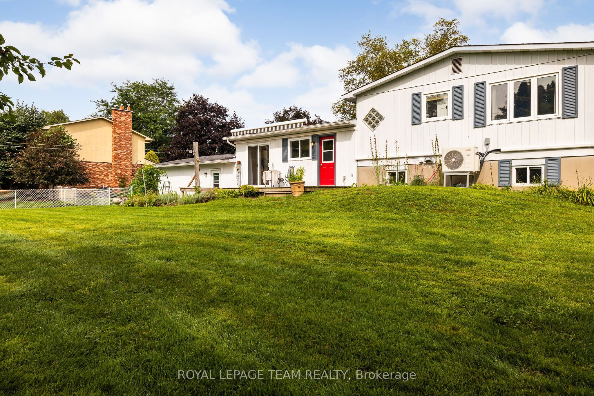 1016 Boucher Crescent Property Photo 34