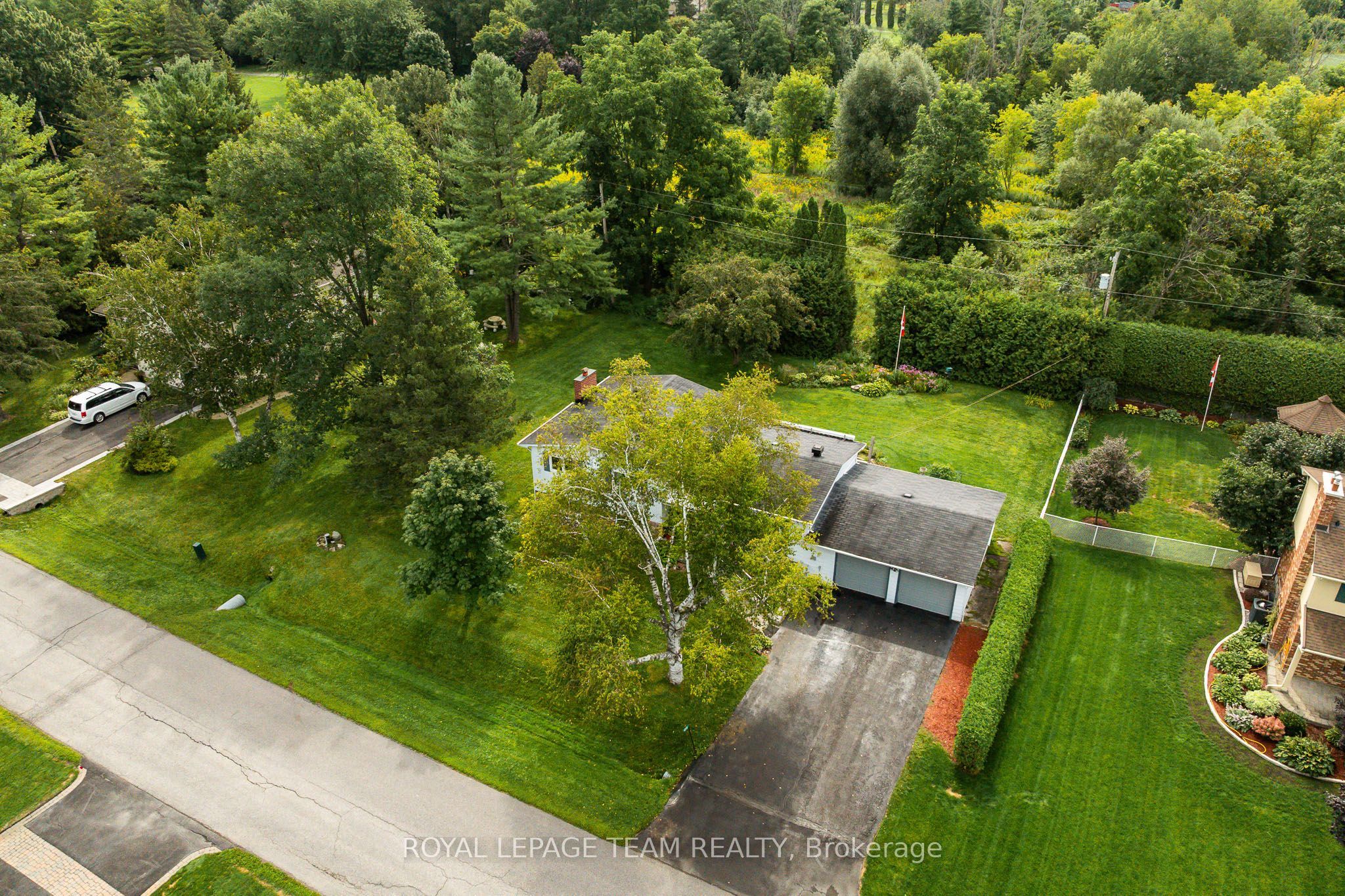 1016 Boucher Crescent Property Photo 38
