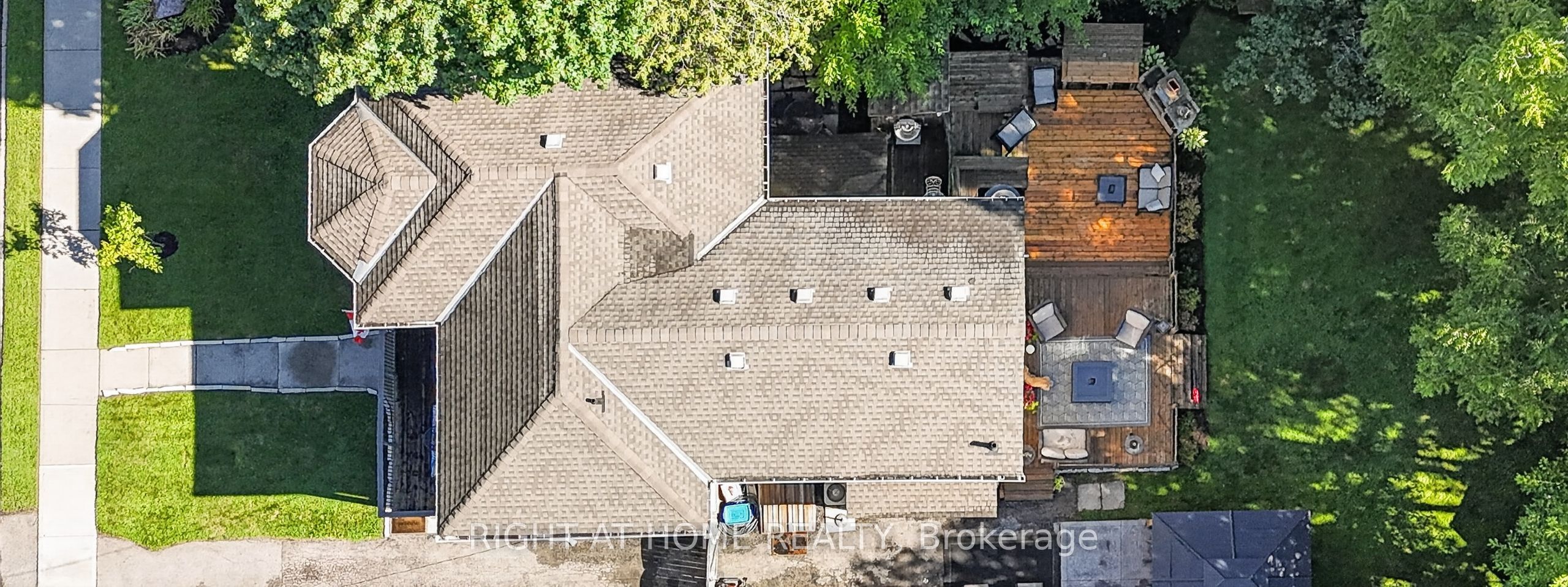 41 Hincks Street Property Photo 45