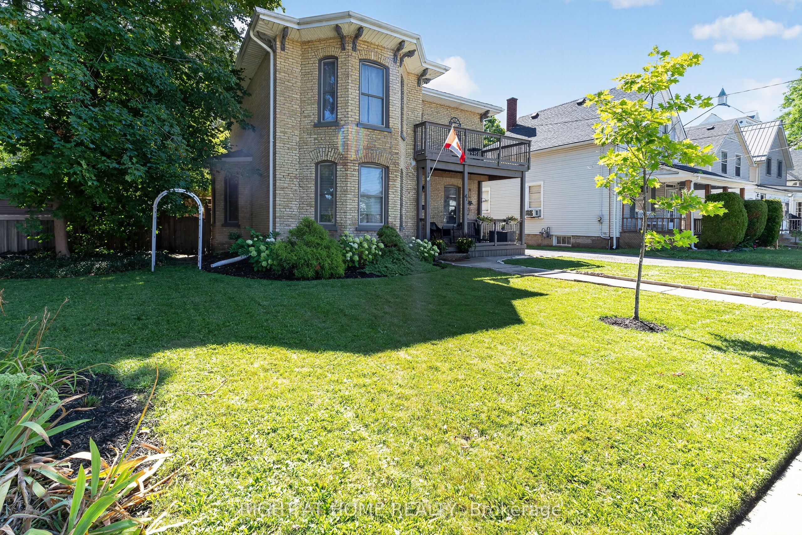 41 Hincks Street Property Photo 46
