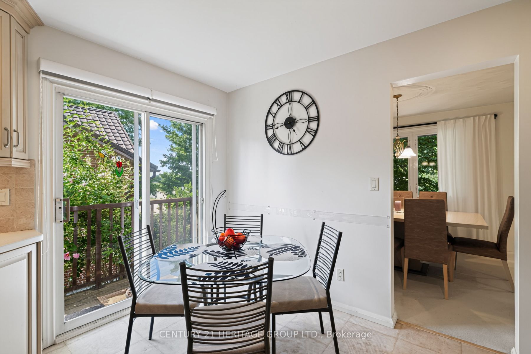 245 Corrie Crescent Property Photo 16