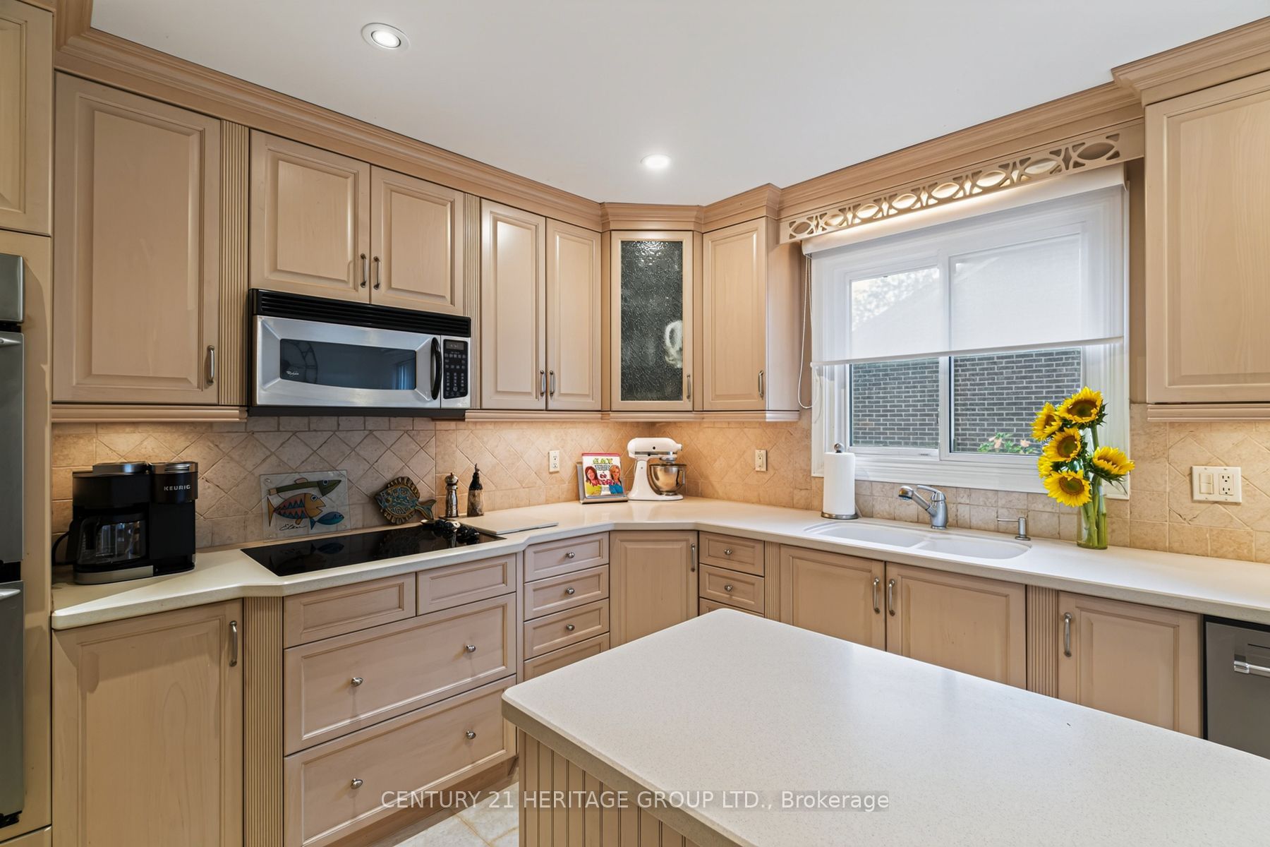 245 Corrie Crescent Property Photo 18