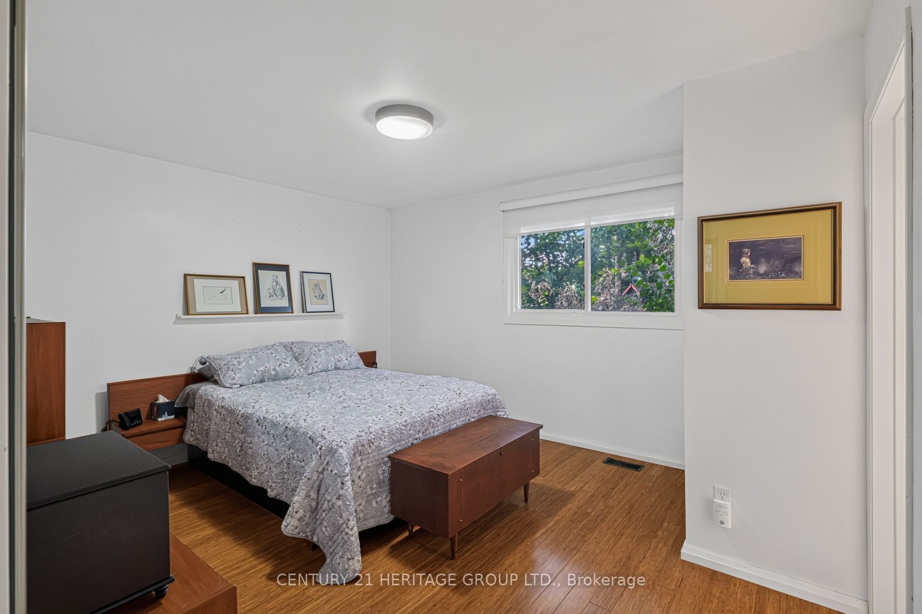 245 Corrie Crescent Property Photo 24