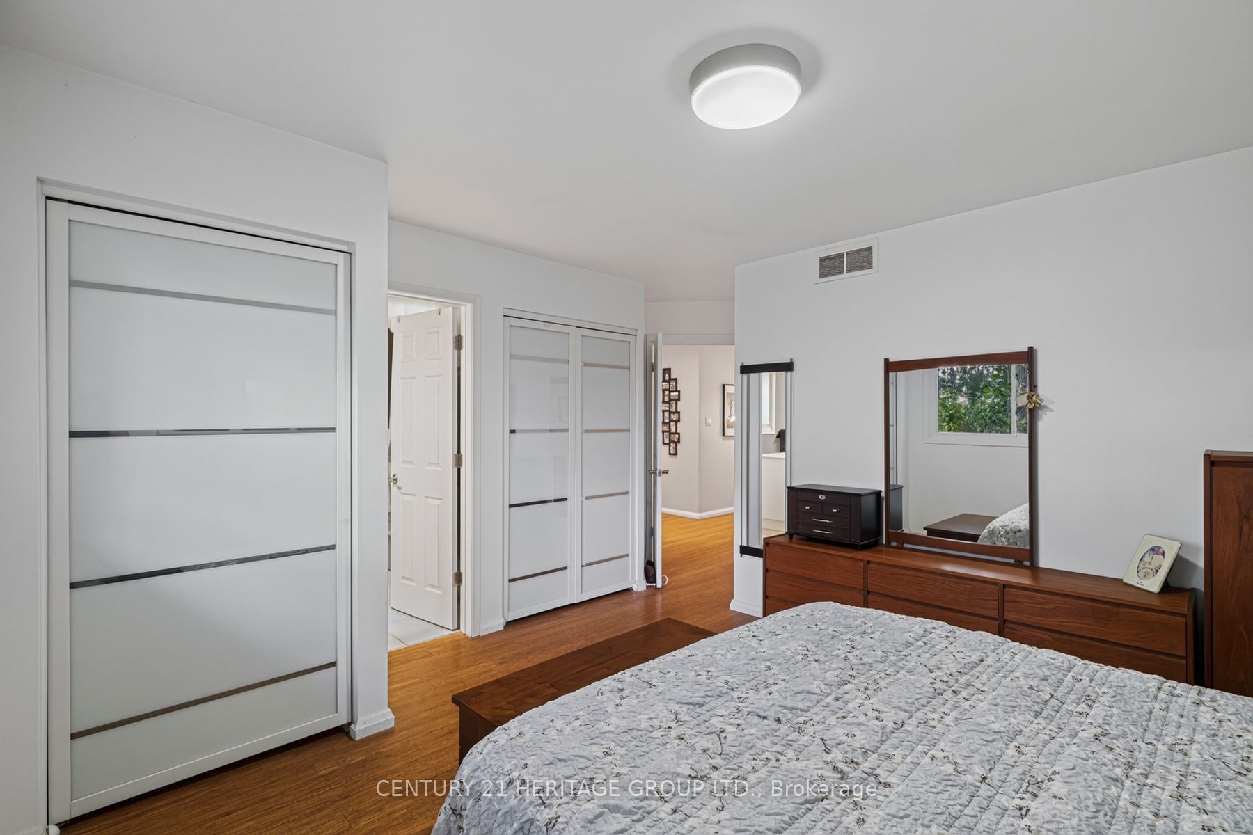 245 Corrie Crescent Property Photo 25