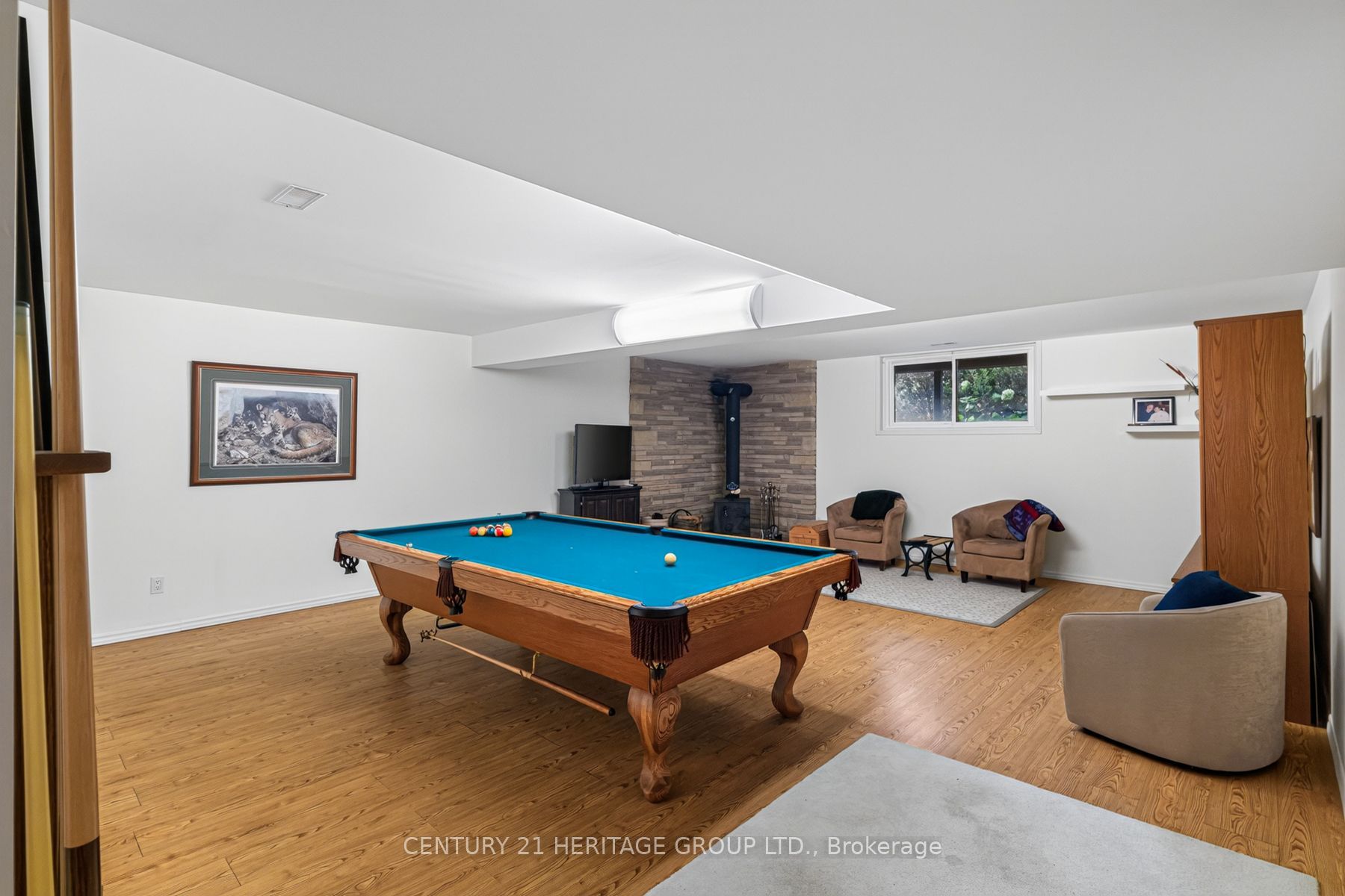 245 Corrie Crescent Property Photo 34