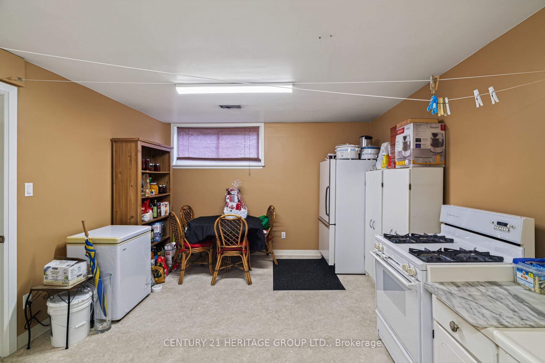 245 Corrie Crescent Property Photo 39