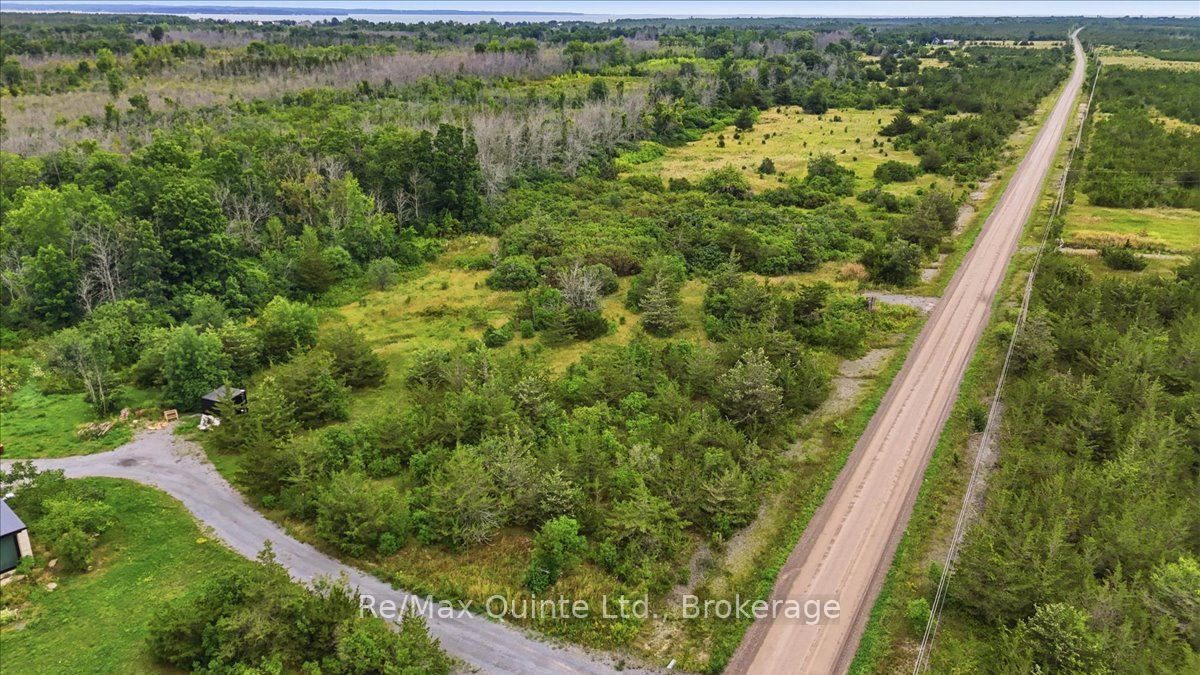 625 Babylon Road Property Photo 1