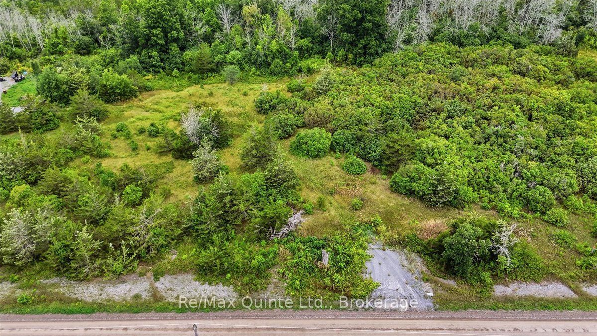 625 Babylon Road Property Photo 10