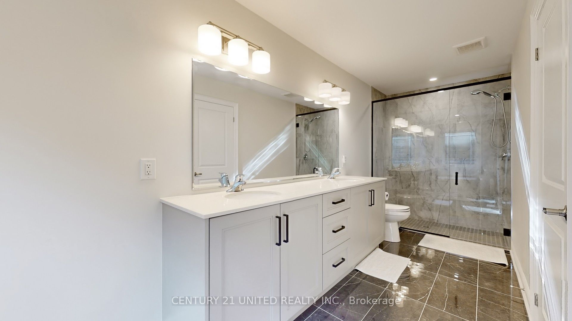 189 Strachan Street Property Photo 29