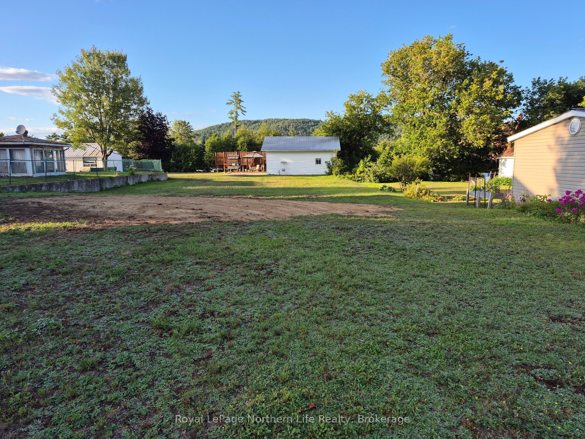 383 Park Street Property Photo 1