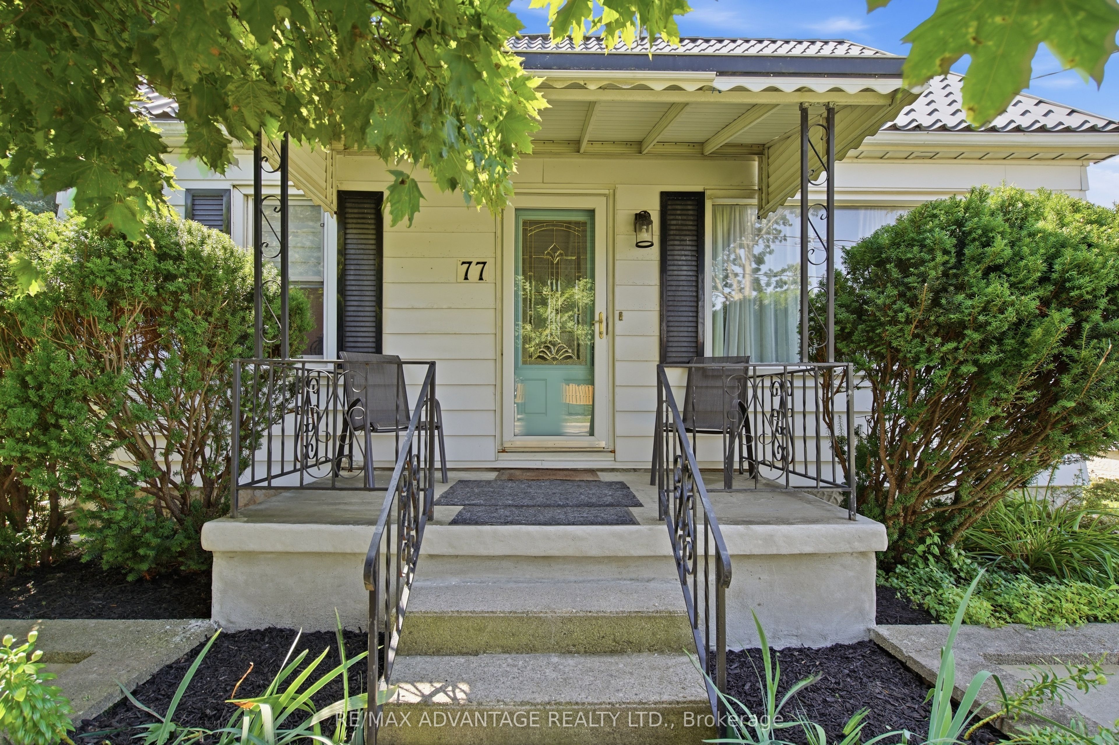 77 First Avenue Property Photo 3