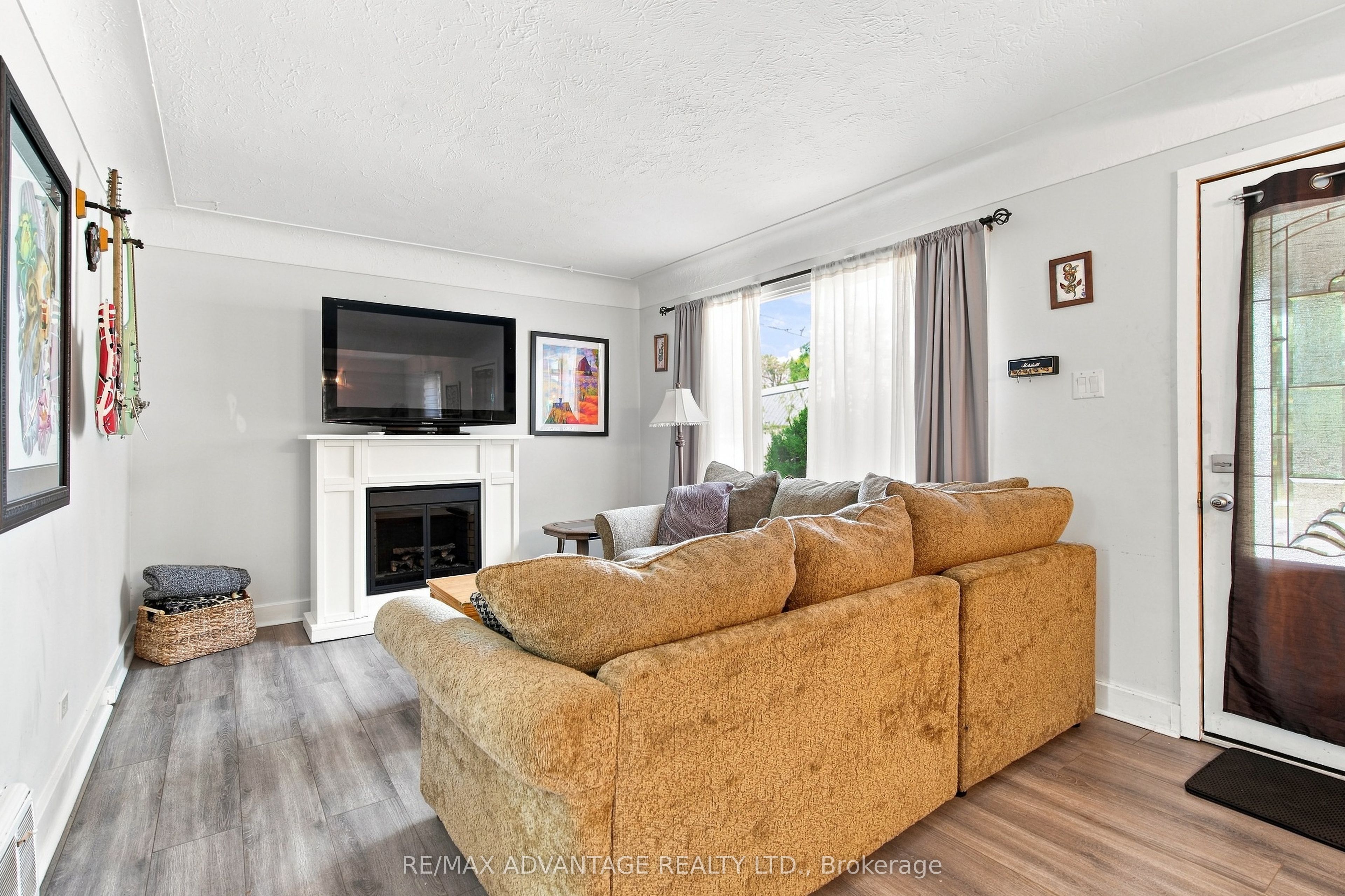 77 First Avenue Property Photo 8
