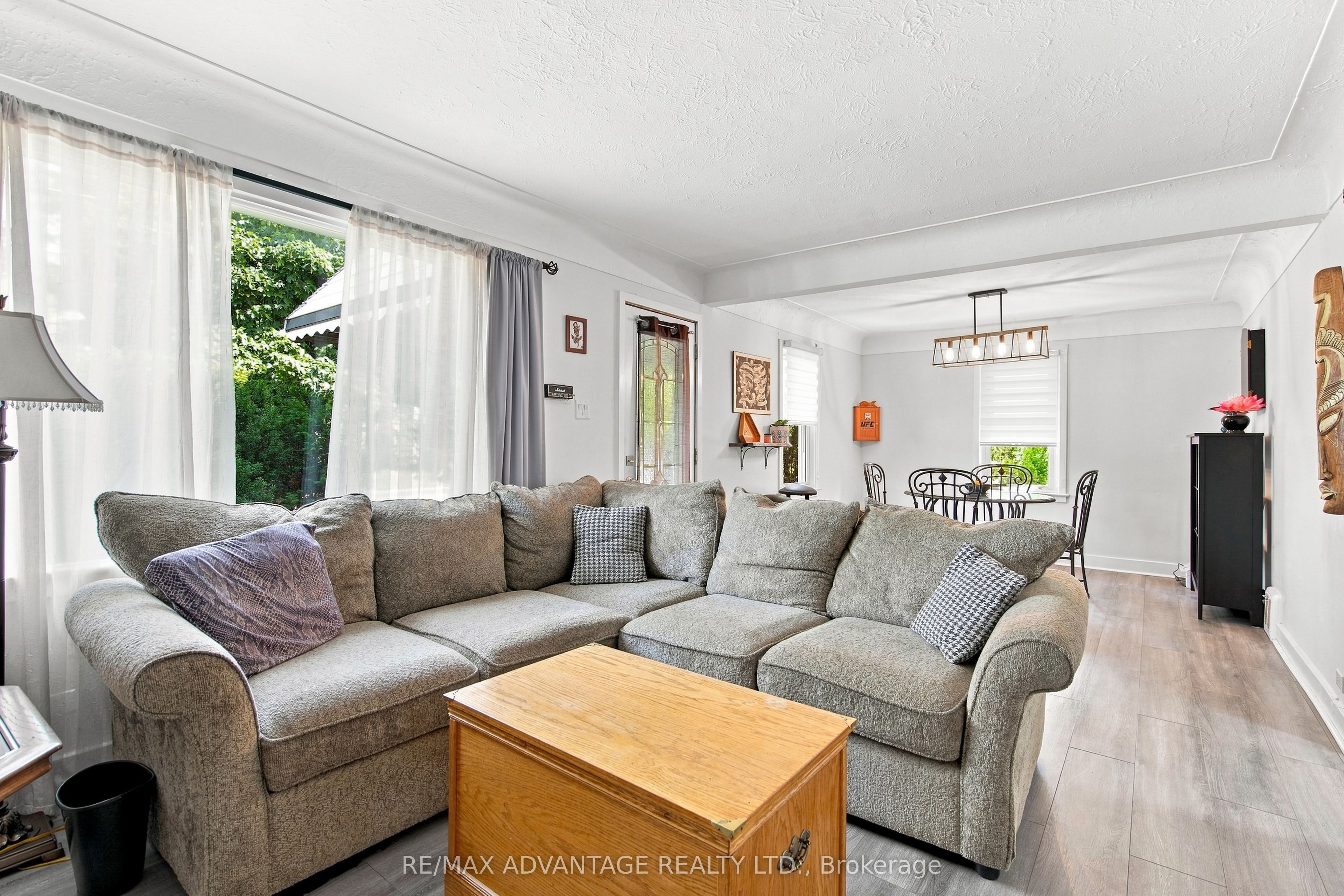 77 First Avenue Property Photo 10