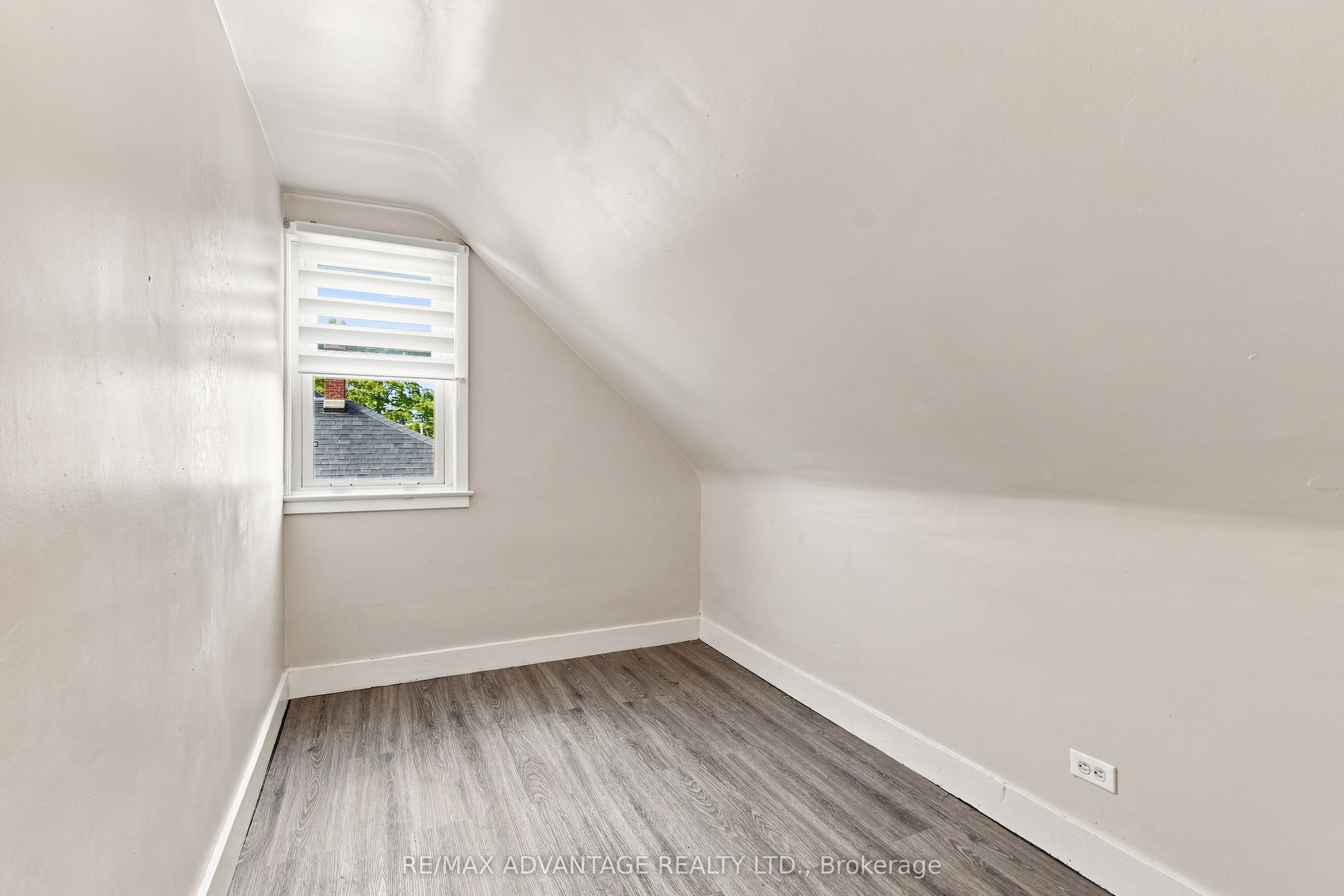 77 First Avenue Property Photo 23
