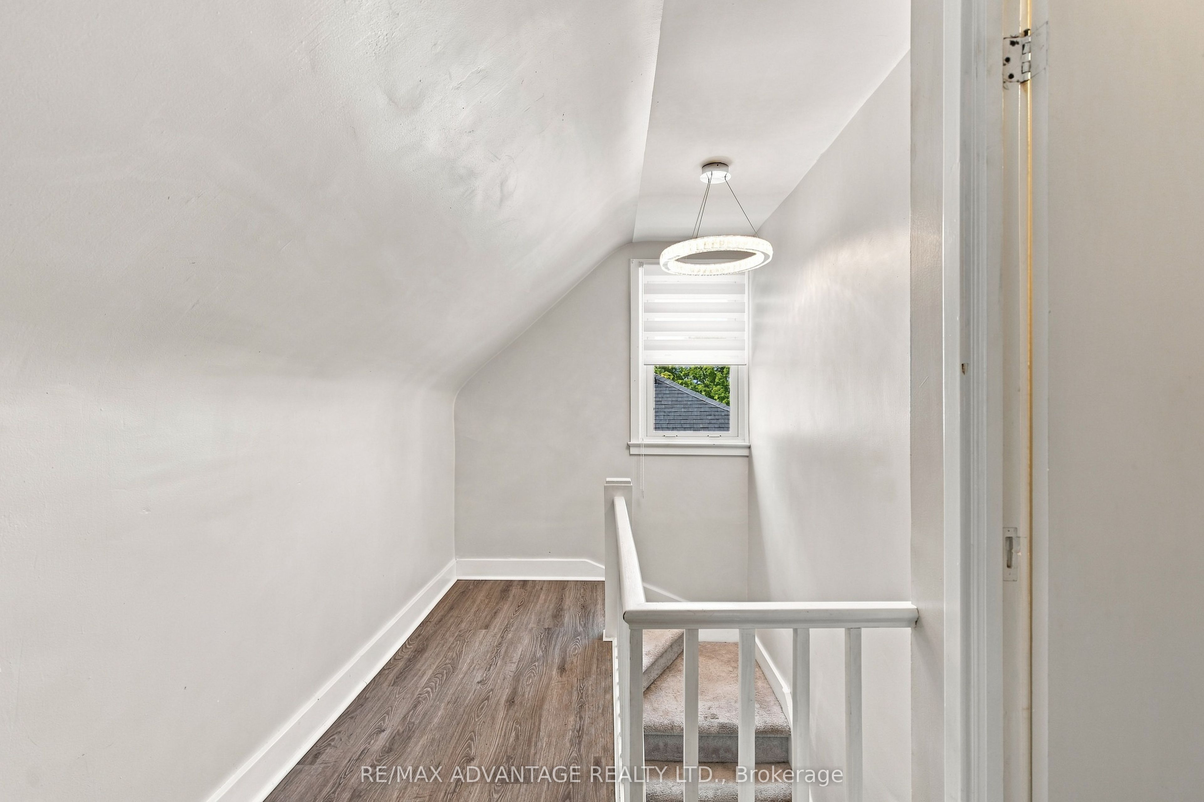 77 First Avenue Property Photo 25