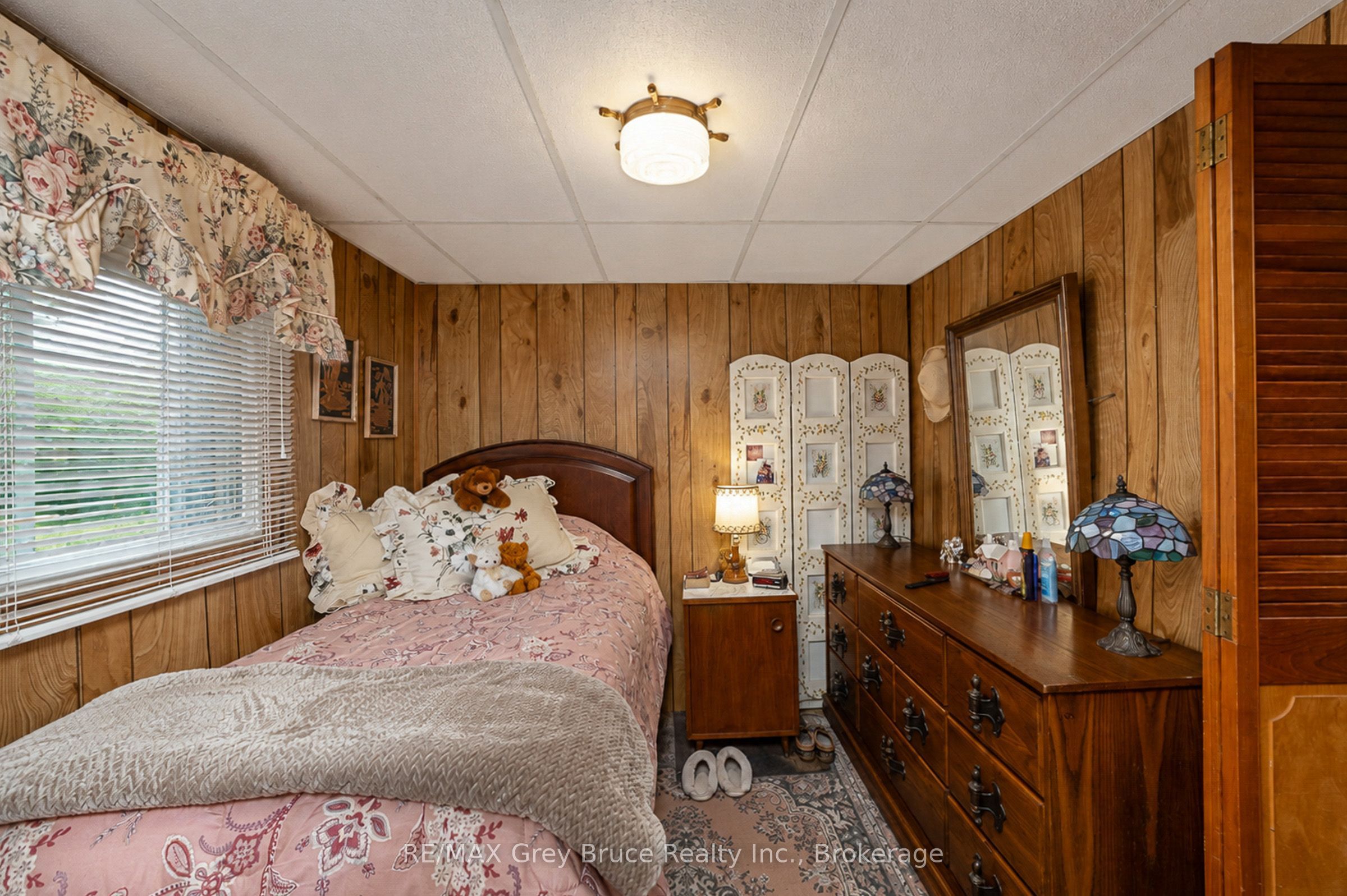 263617 Southgate 26 Road Property Photo 19