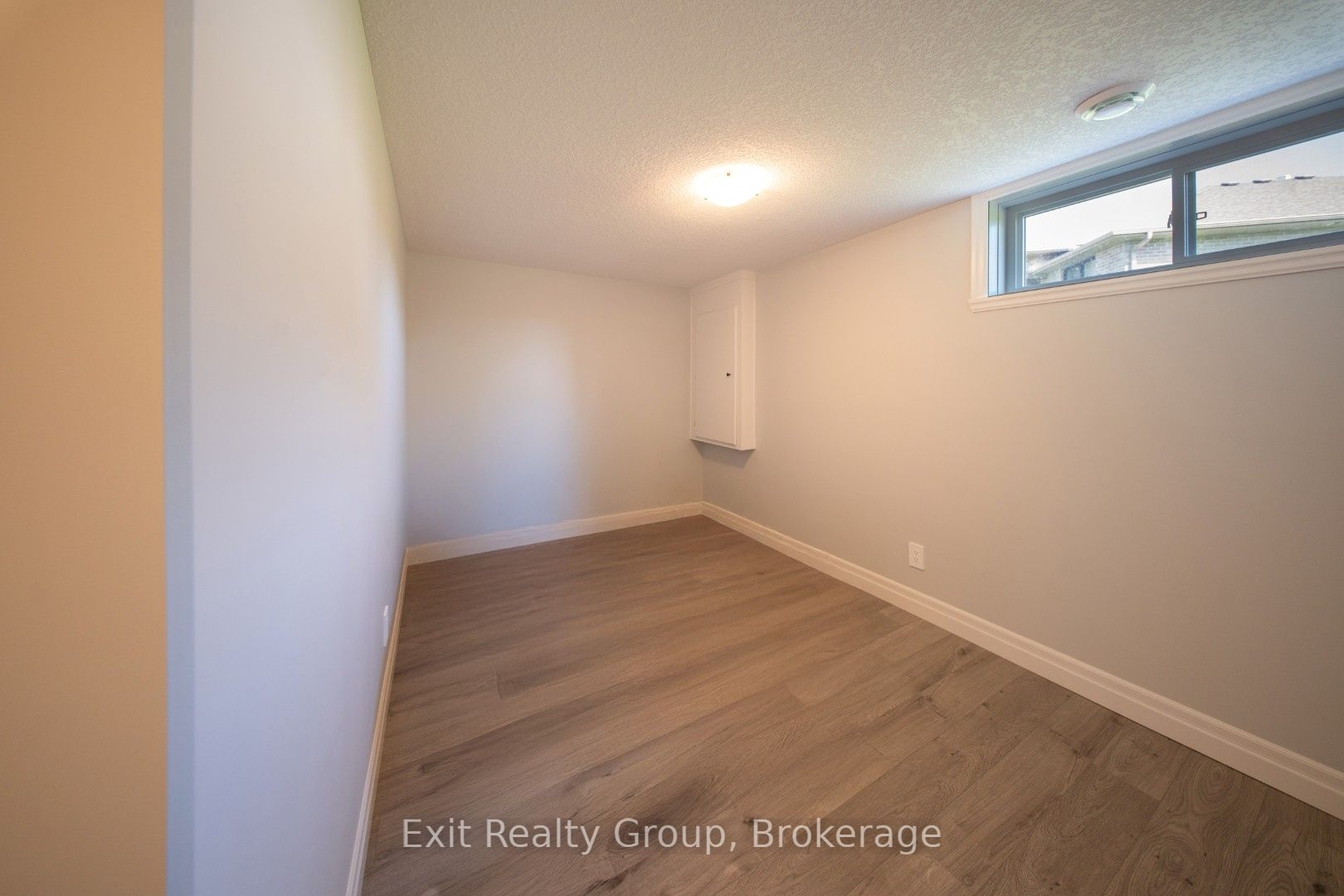 49 Lanark Drive Property Photo 27